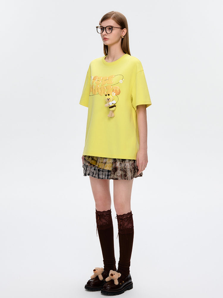 Bee Bear Illustration Round-Neck Cotton T-Shirt