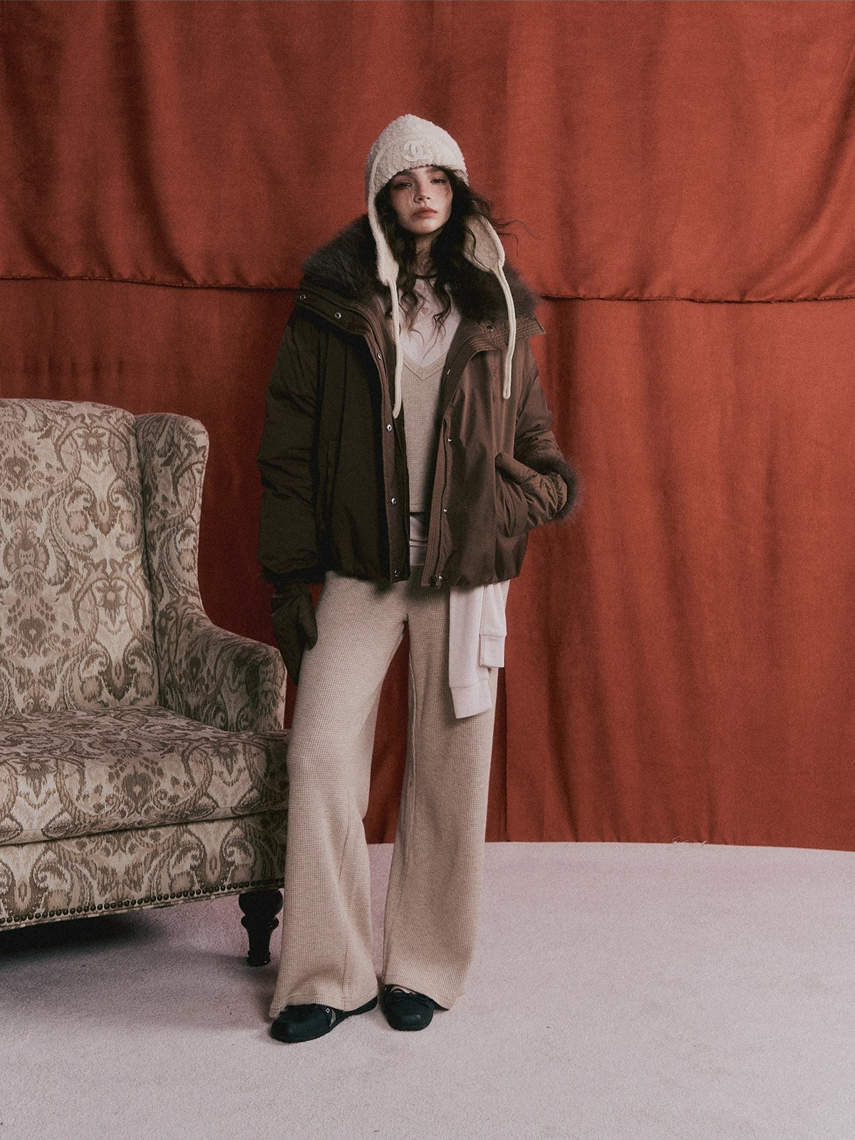 Detachable Fur Collar Short Down Jacket & Gloves Set