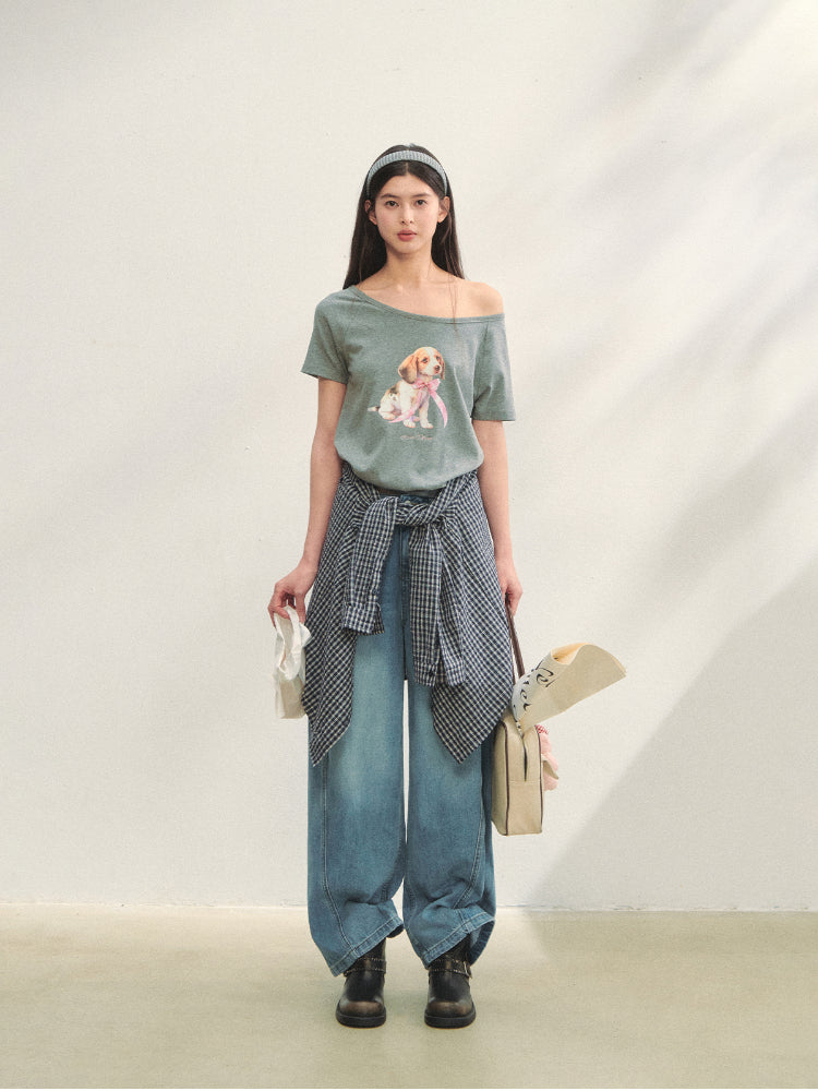 Asymmetric Shoulder Bow Puppy Printed T-Shirt