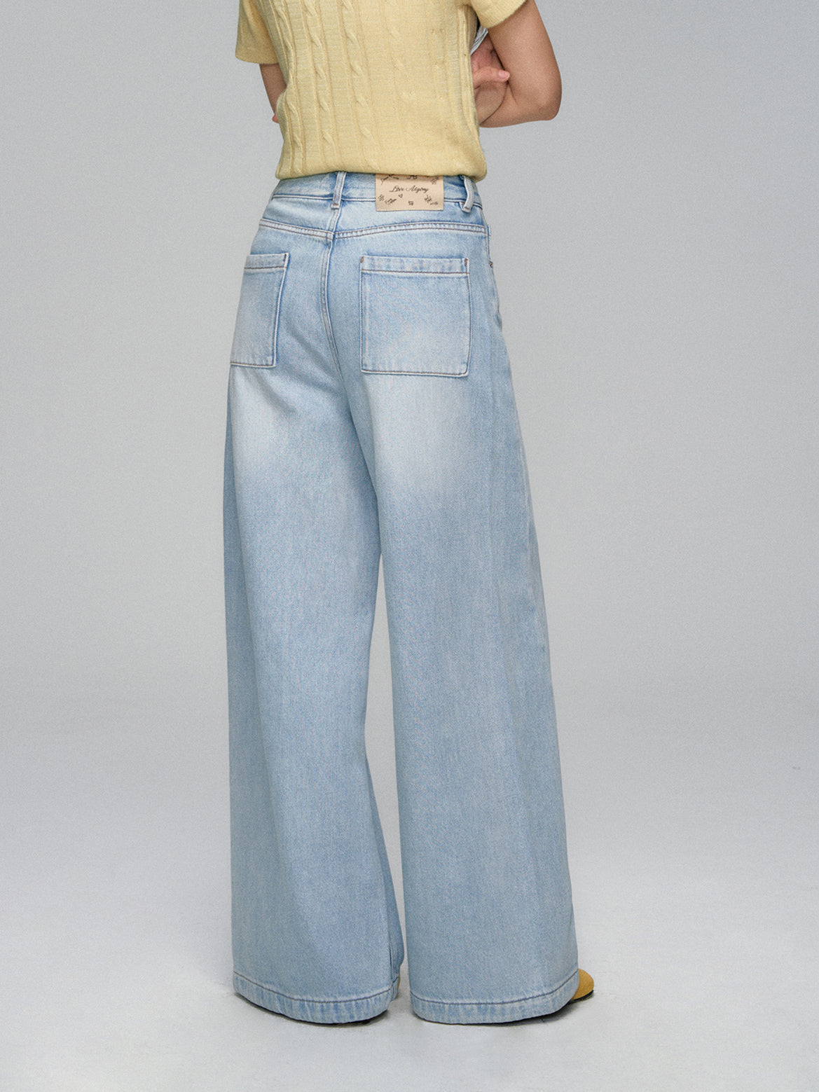Washed Blade-Cut Wide-Leg Jeans
