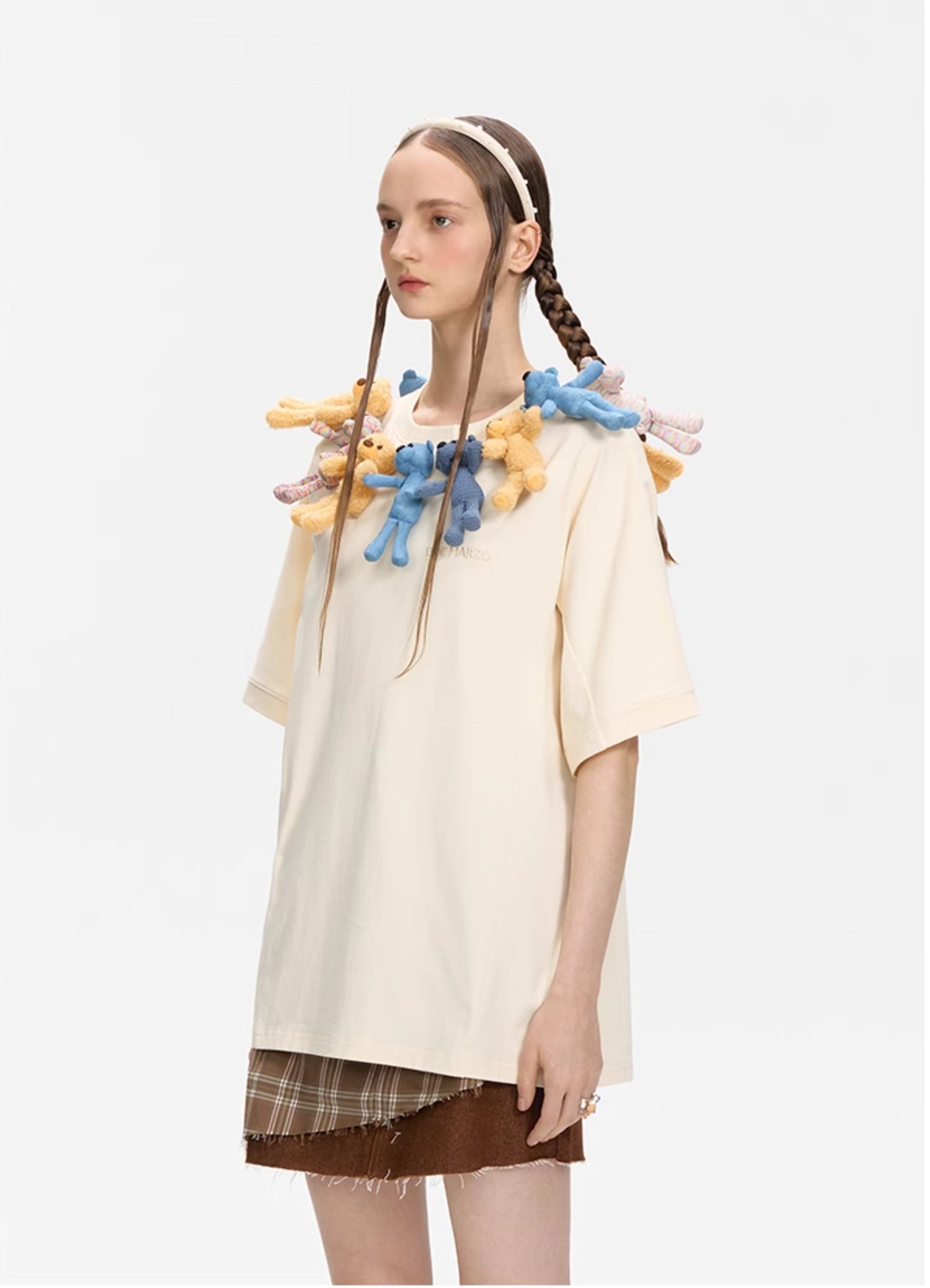 Bear Around Neck T-Shirt