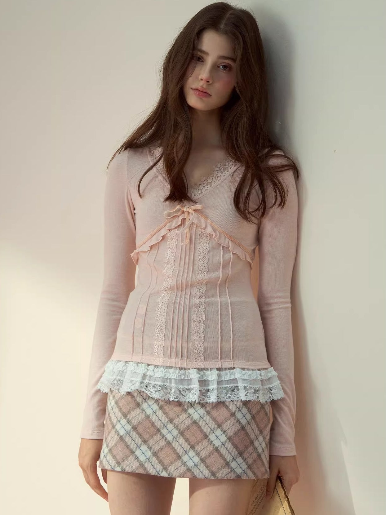 Wool Lace V-neck Trimmed Long Sleeve