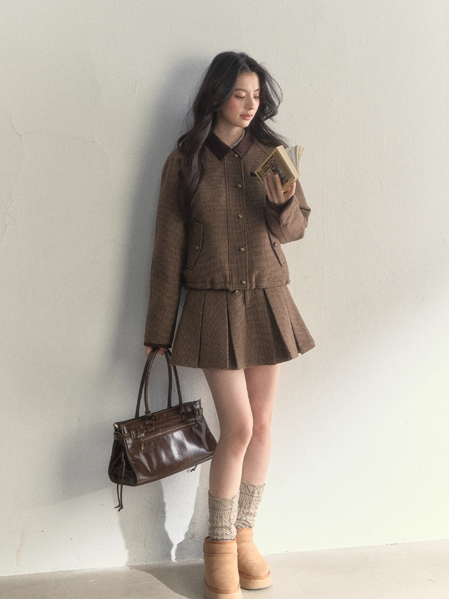 “Cerlue” Reversible Houndstooth Jacket & Pleated Skirt Set