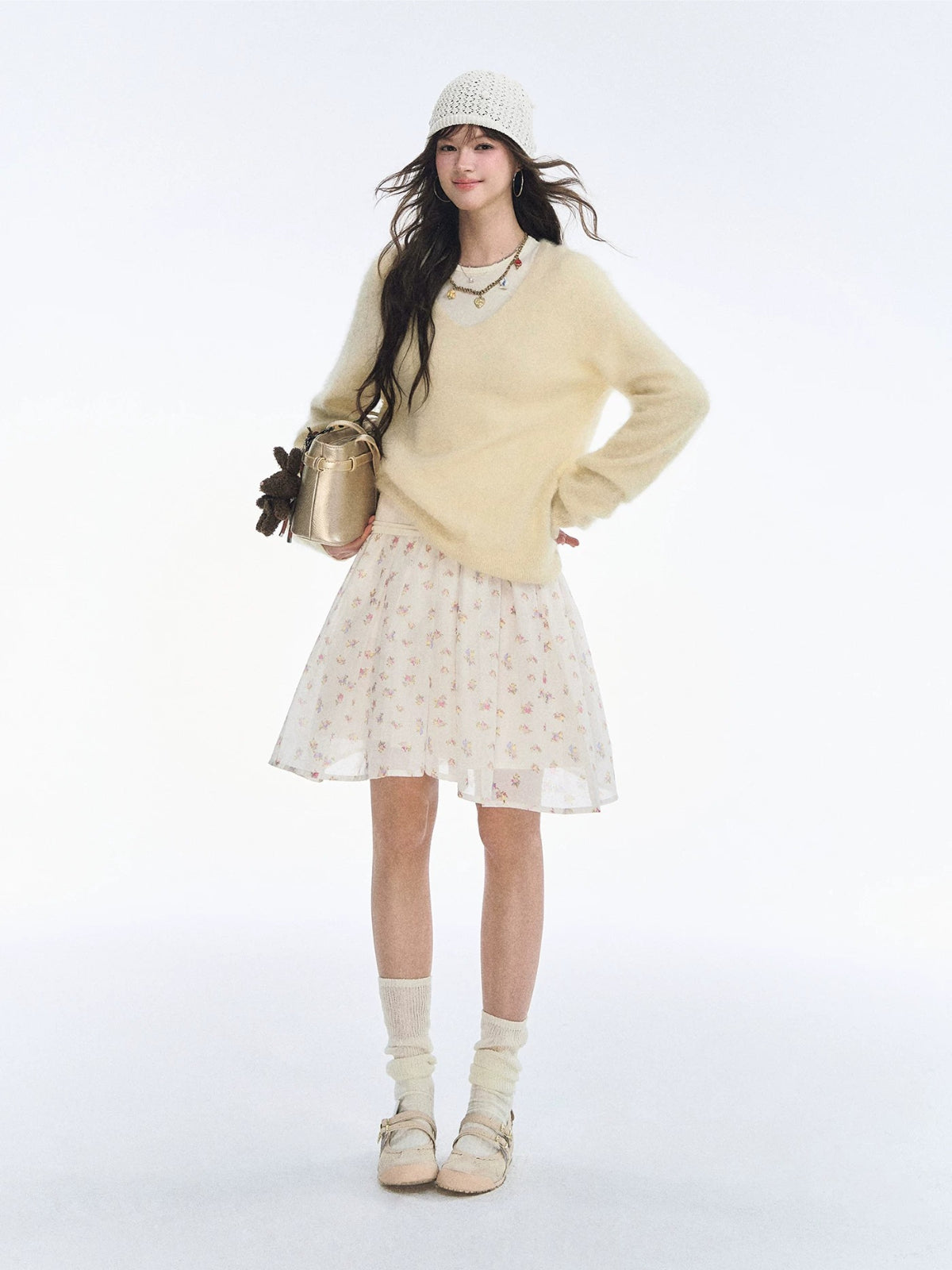 Seamless V Neck Silk Wool Sweater
