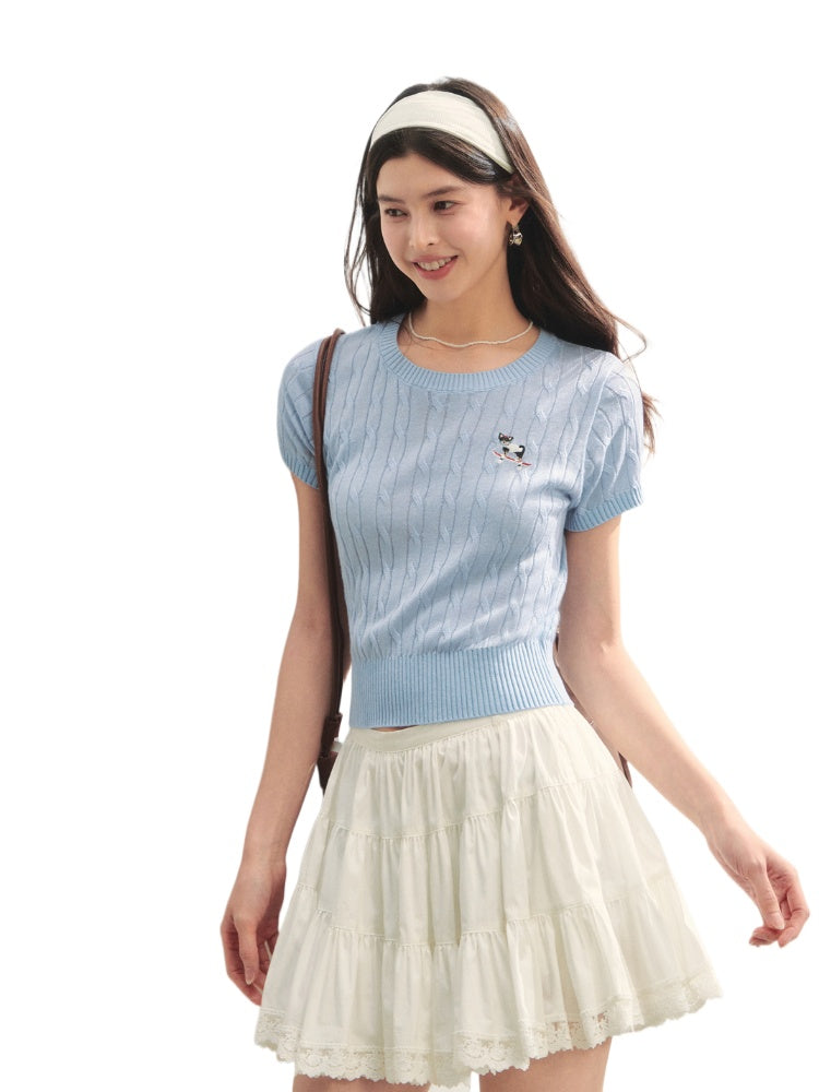 Puppy Embroidered Regular-shoulder Twist Knit T-shirt