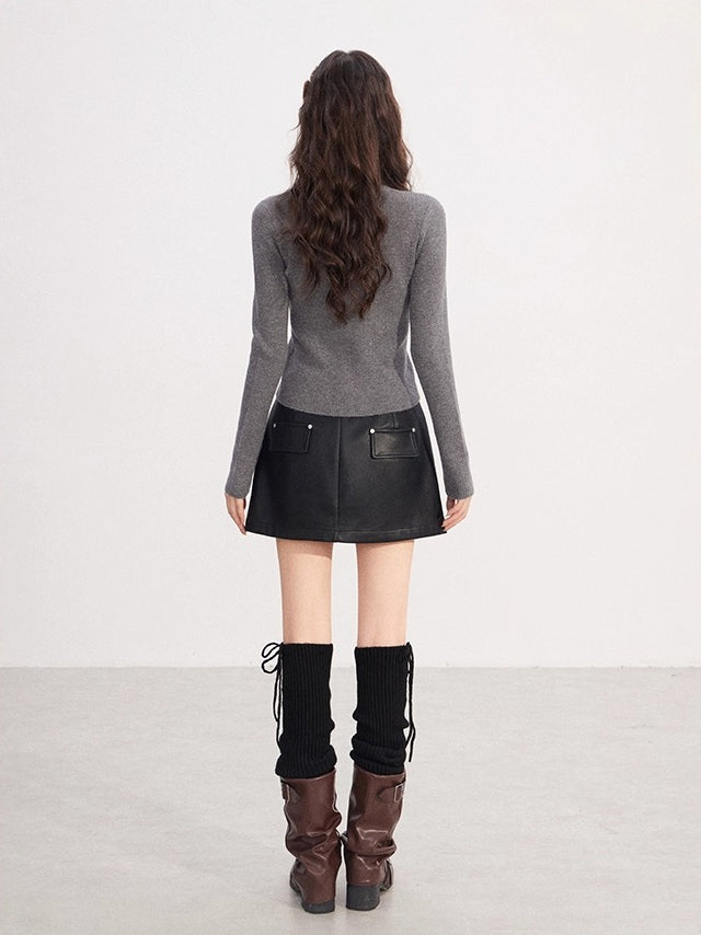 V-neck Shiny Yarn Knit Base Layer