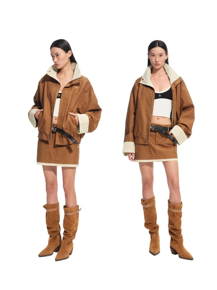 Twist-Buckle Leather Belt