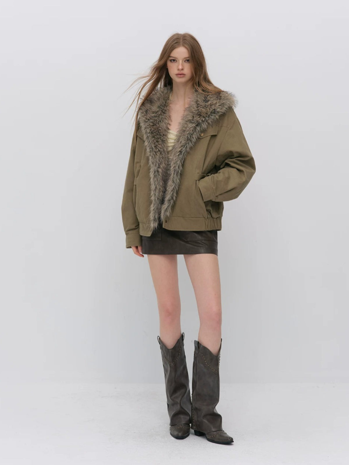 Faux Fur Trimmed Down Jacket
