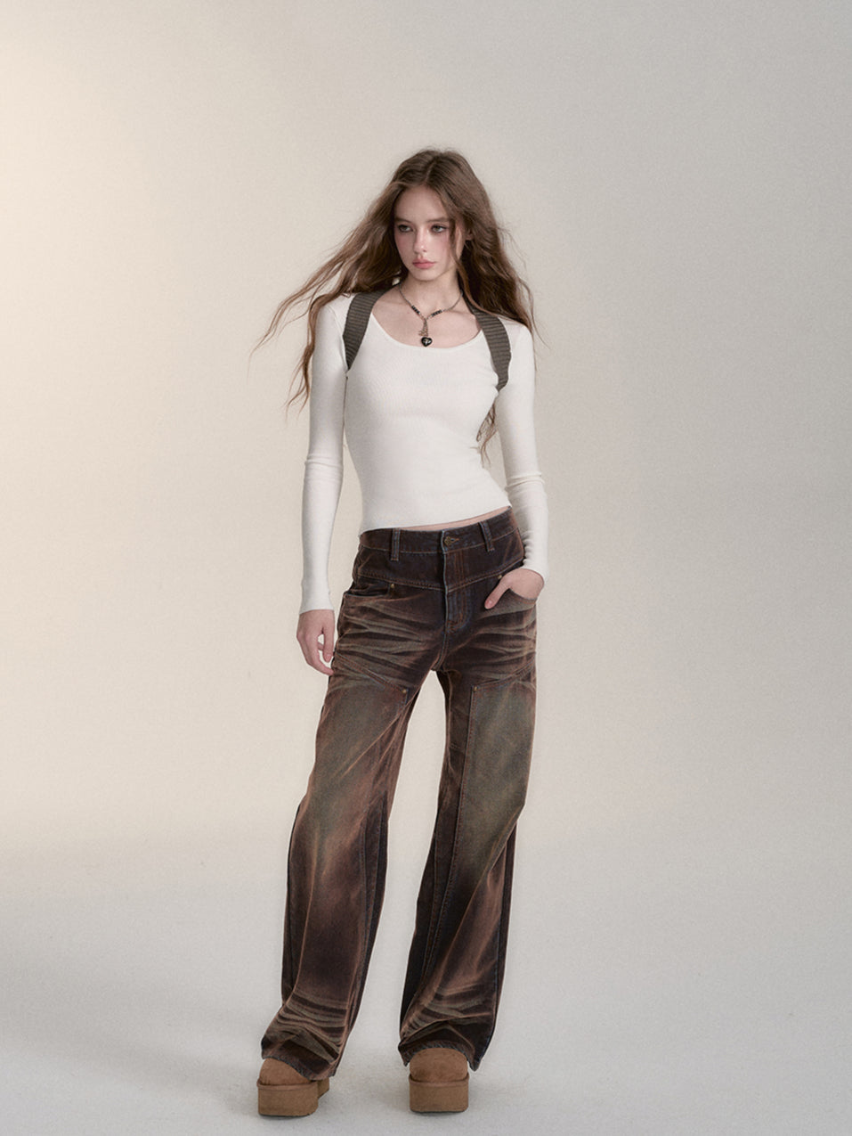 Slim Fit Knit Blouse