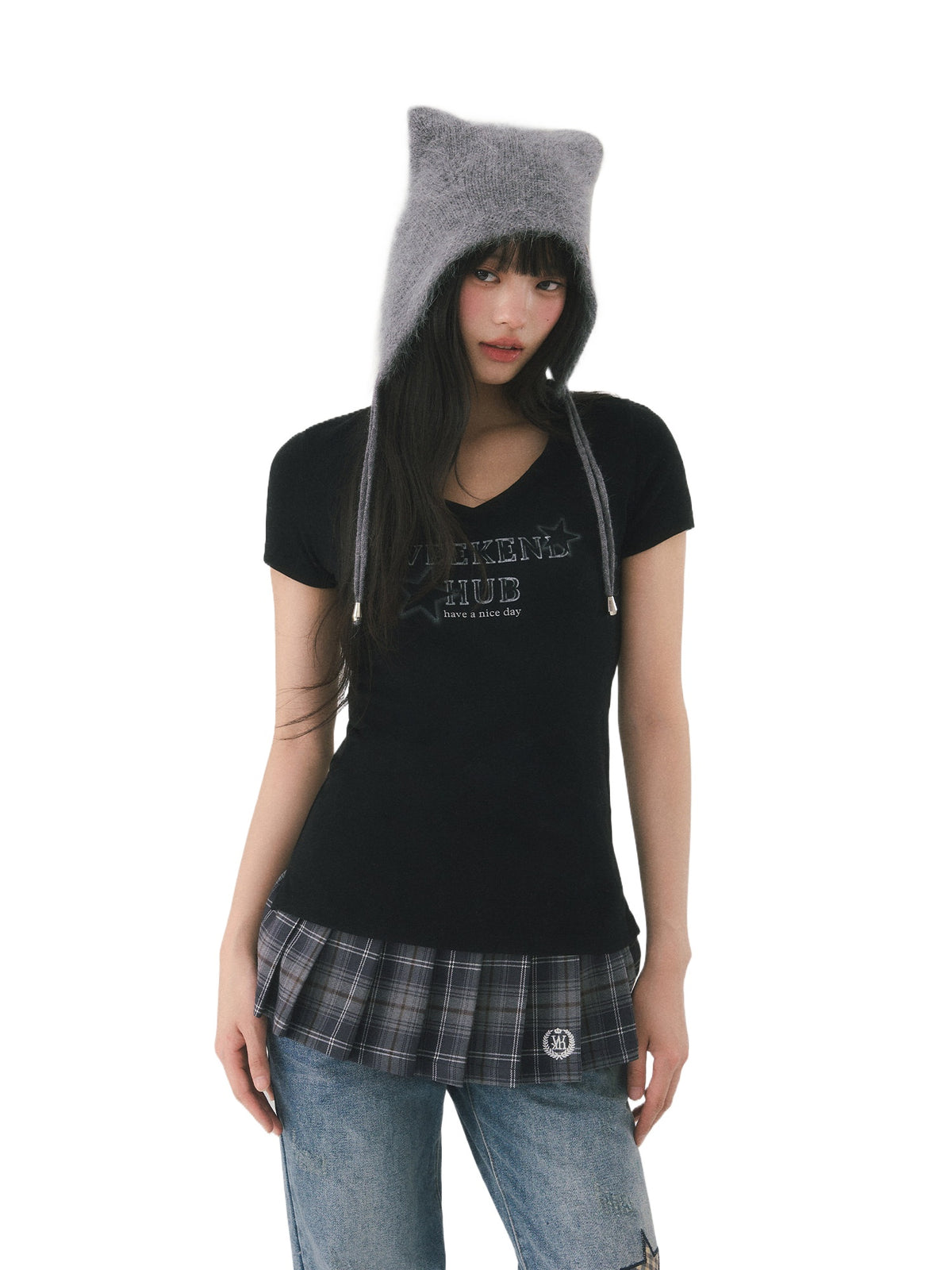 Letter Print V-Neck T-Shirt