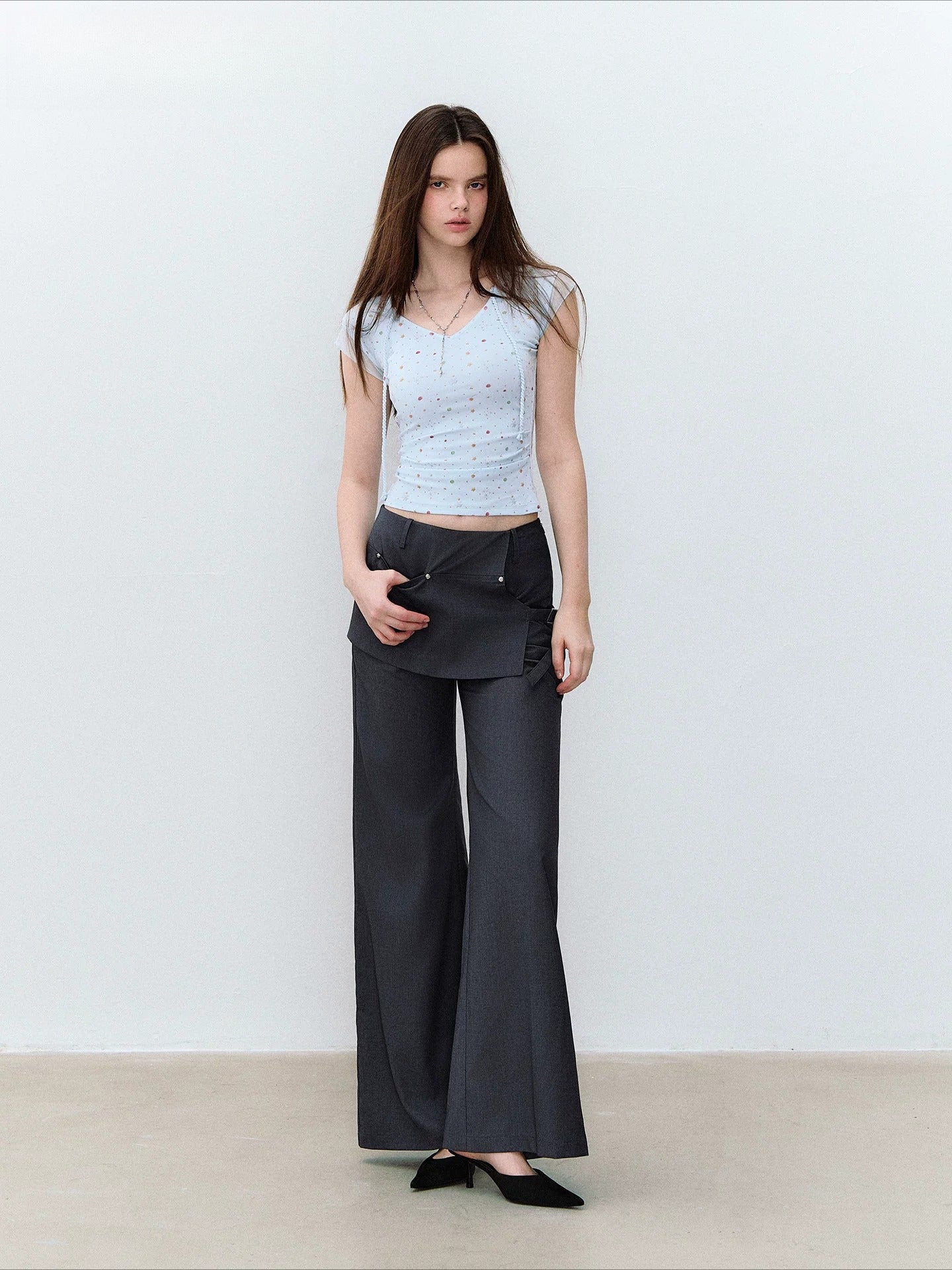 Mesh Panel V-Neck T-shirt