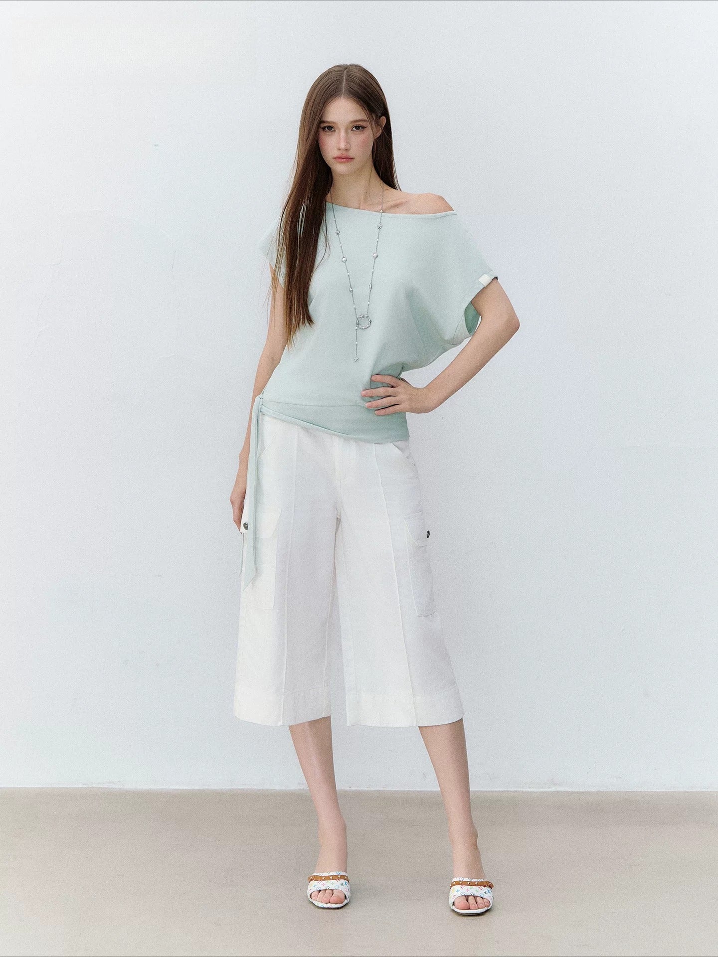 Relaxed Linen Cargo Shorts