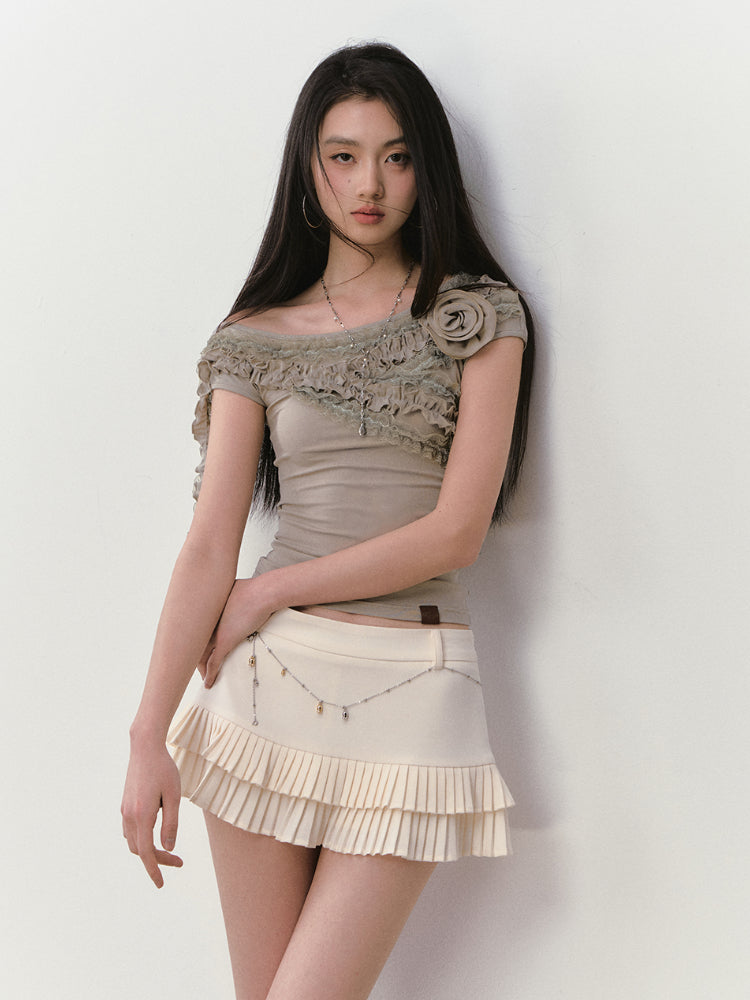 Lace-trimmed Flower Asymmetric T-shirt