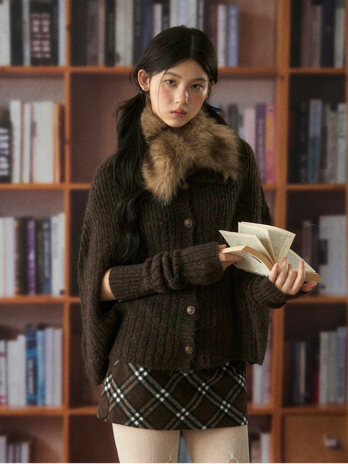 Retro Fur Collar Cape Cardigan