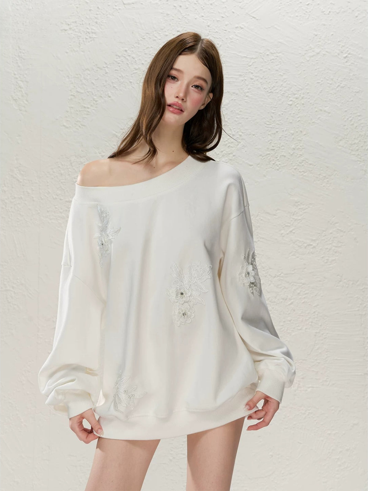 Asymmetric Shoulder Oversized Sweatshirt