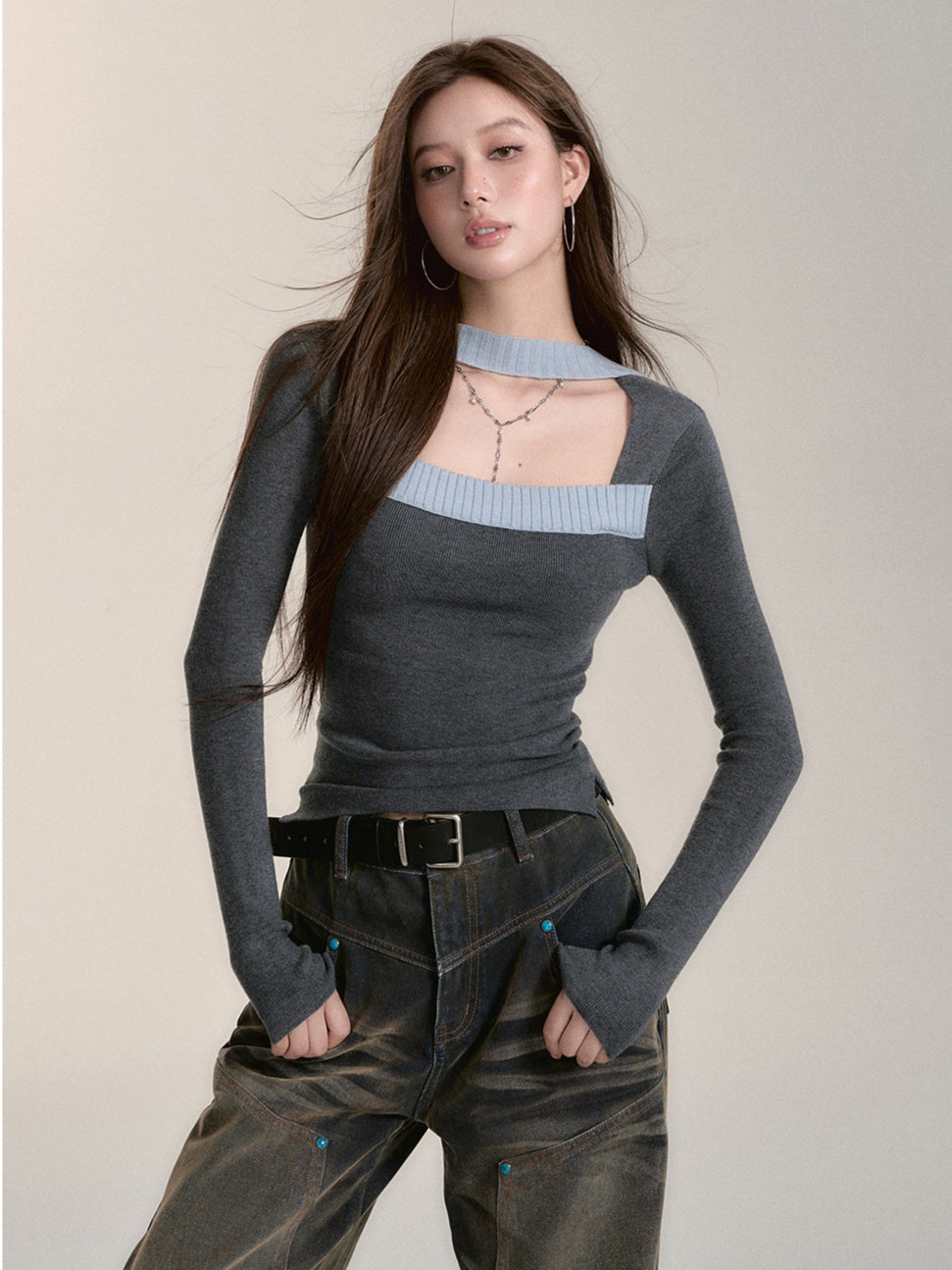 Slim Fit Knit Blouse