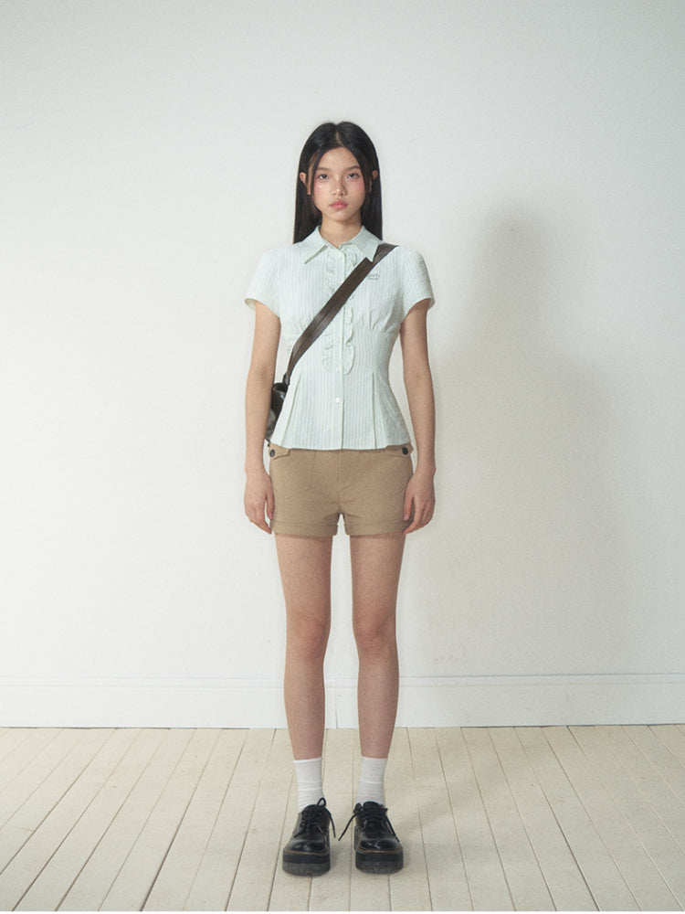 College - Style Slim Short - Sleeve Shirt