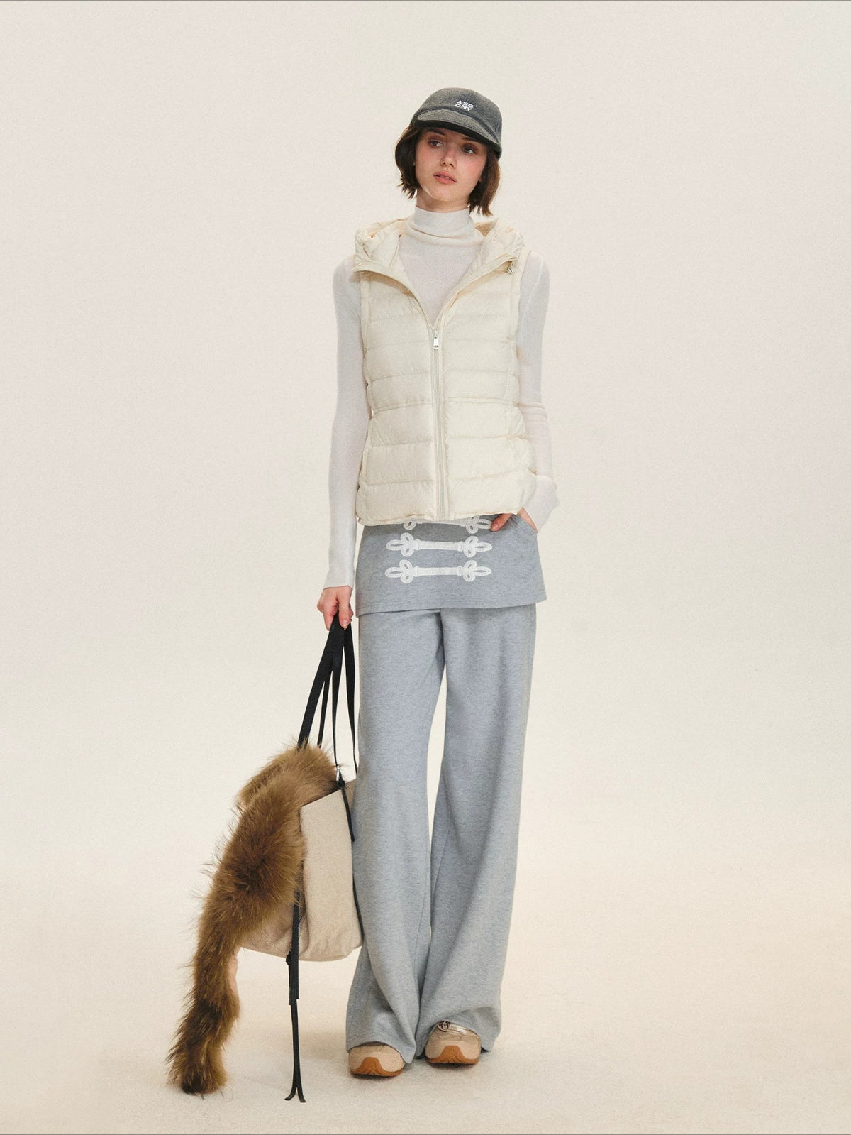 Detachable Fur Collar Waist-Fitted Down Vest