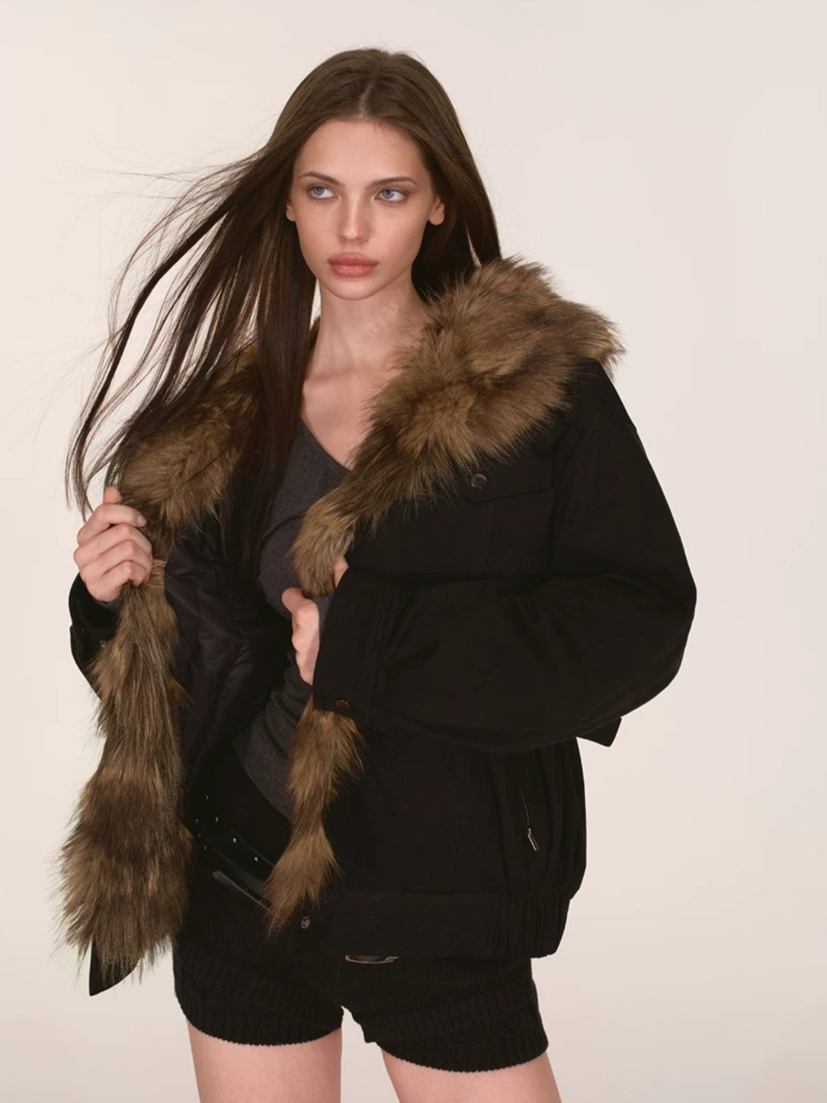 Faux Fur Trimmed Down Jacket