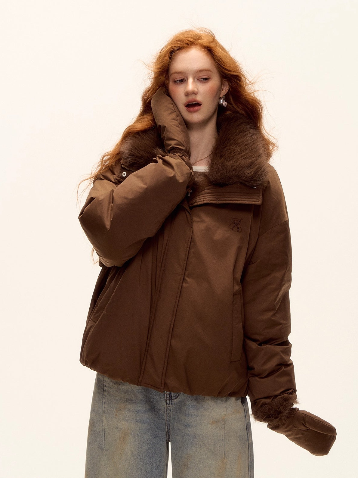 Detachable Fur Collar Short Down Jacket & Gloves Set