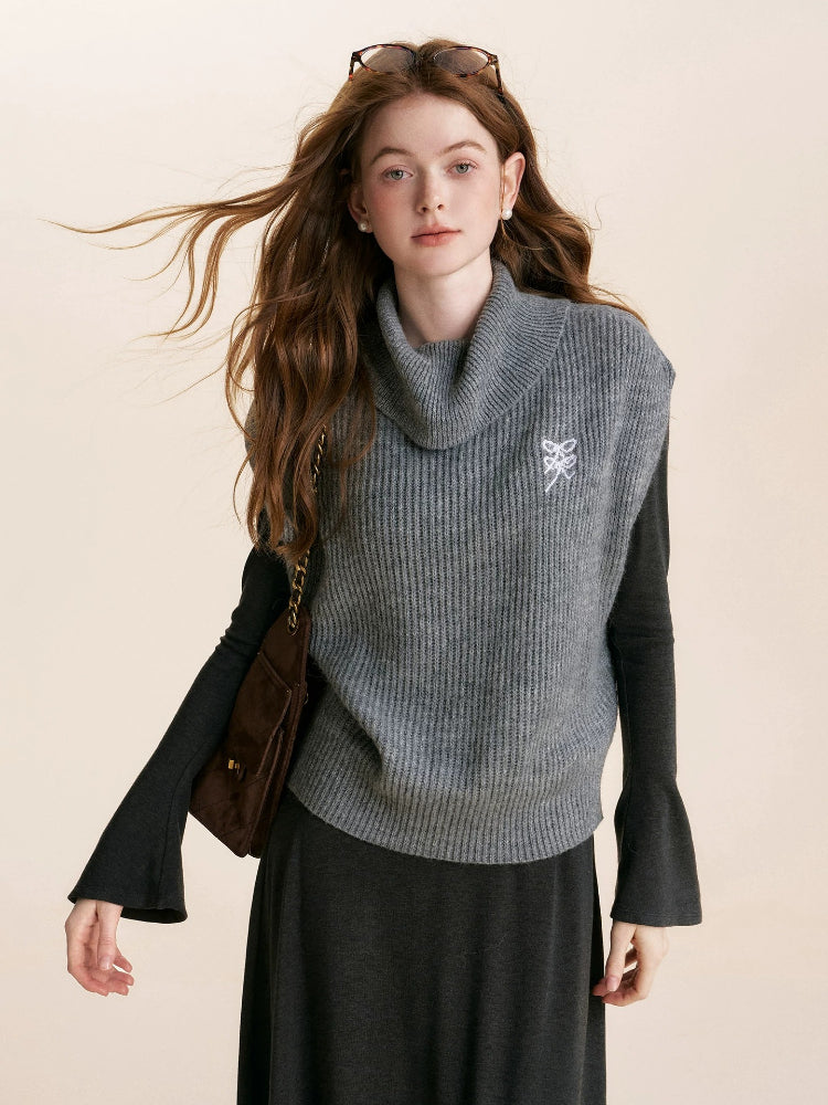 Cream & Gray Wool Knit Vest