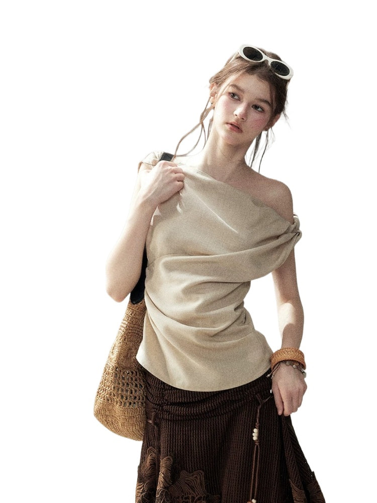 Asymmetric Shoulder Top