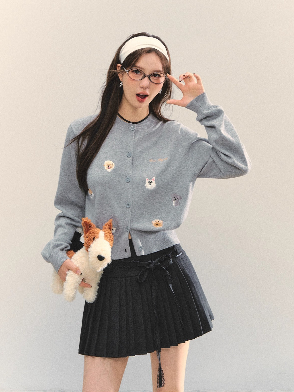 Gray & Apricot Puppy-Embroidered Knit Cardigan