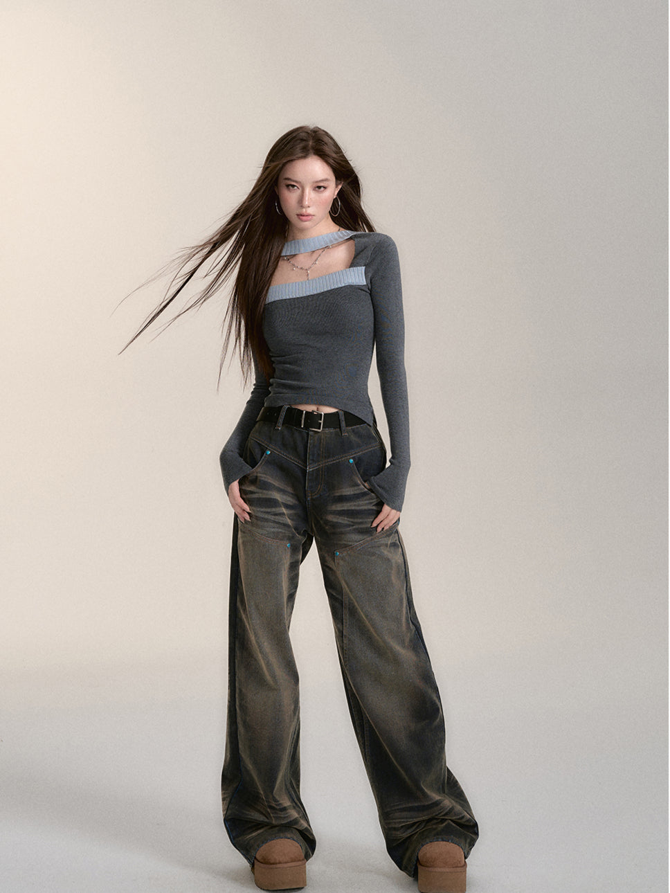 Slim Fit Knit Blouse