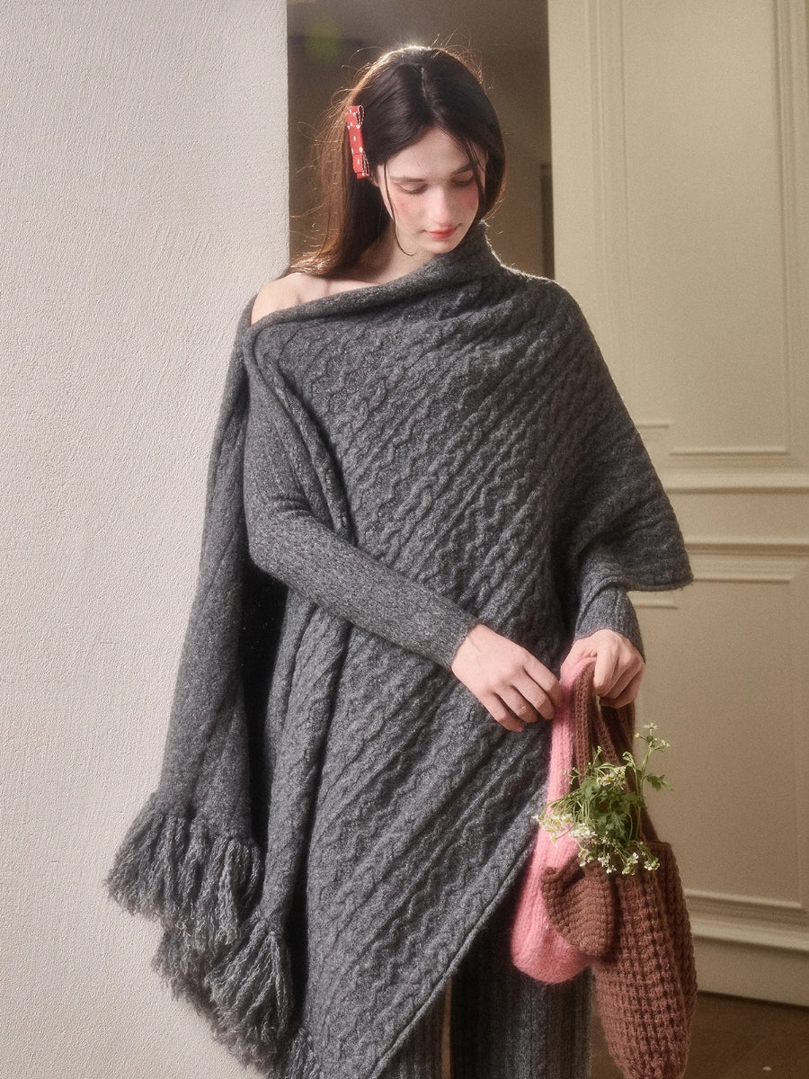 Celestial Wool Cable-Knit Shawl Scarf