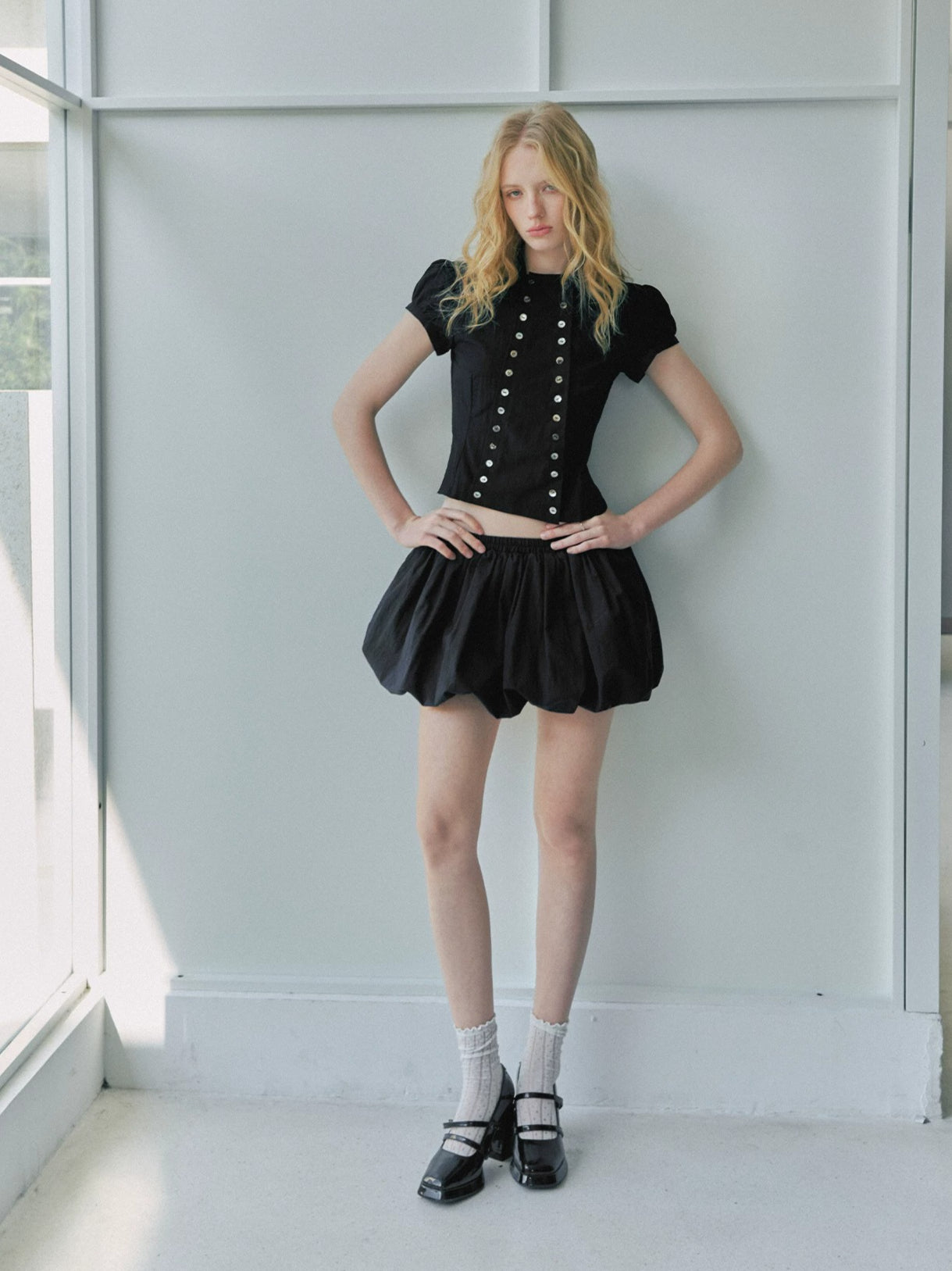 Shell Button Puff Sleeve Shirt