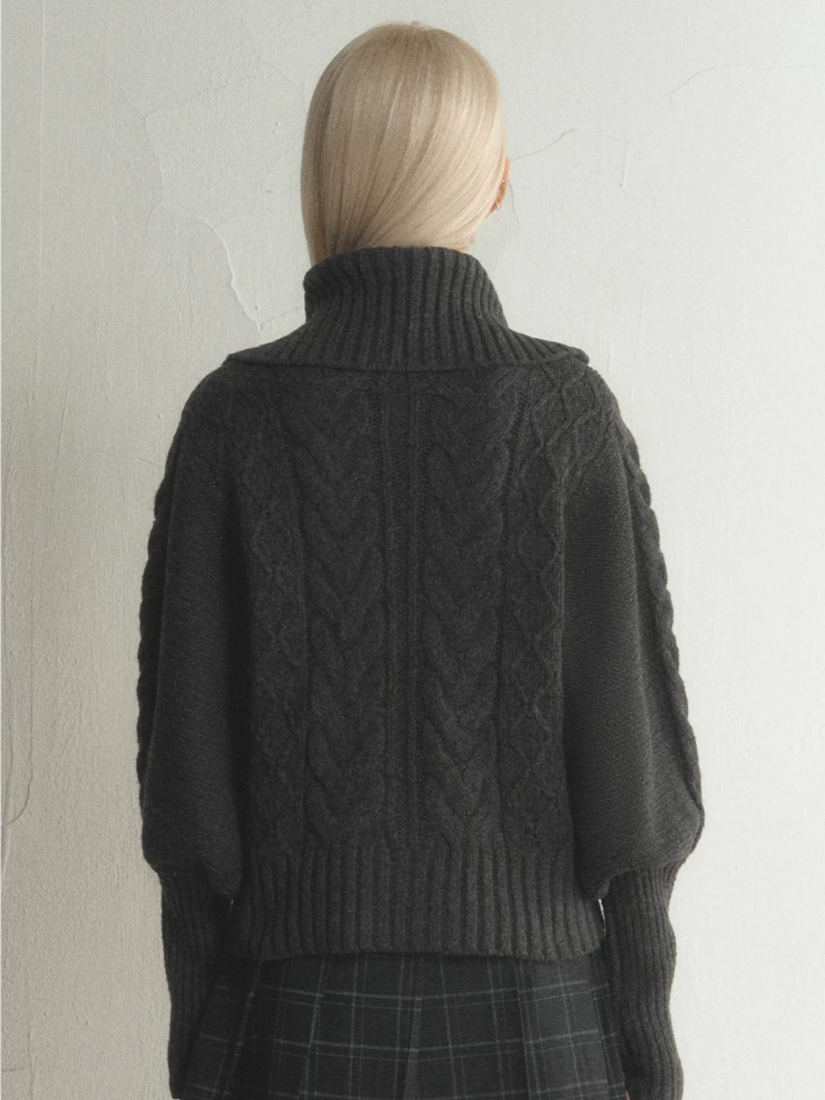 Vintage Oversized Collar Cable-Knit Cardigan