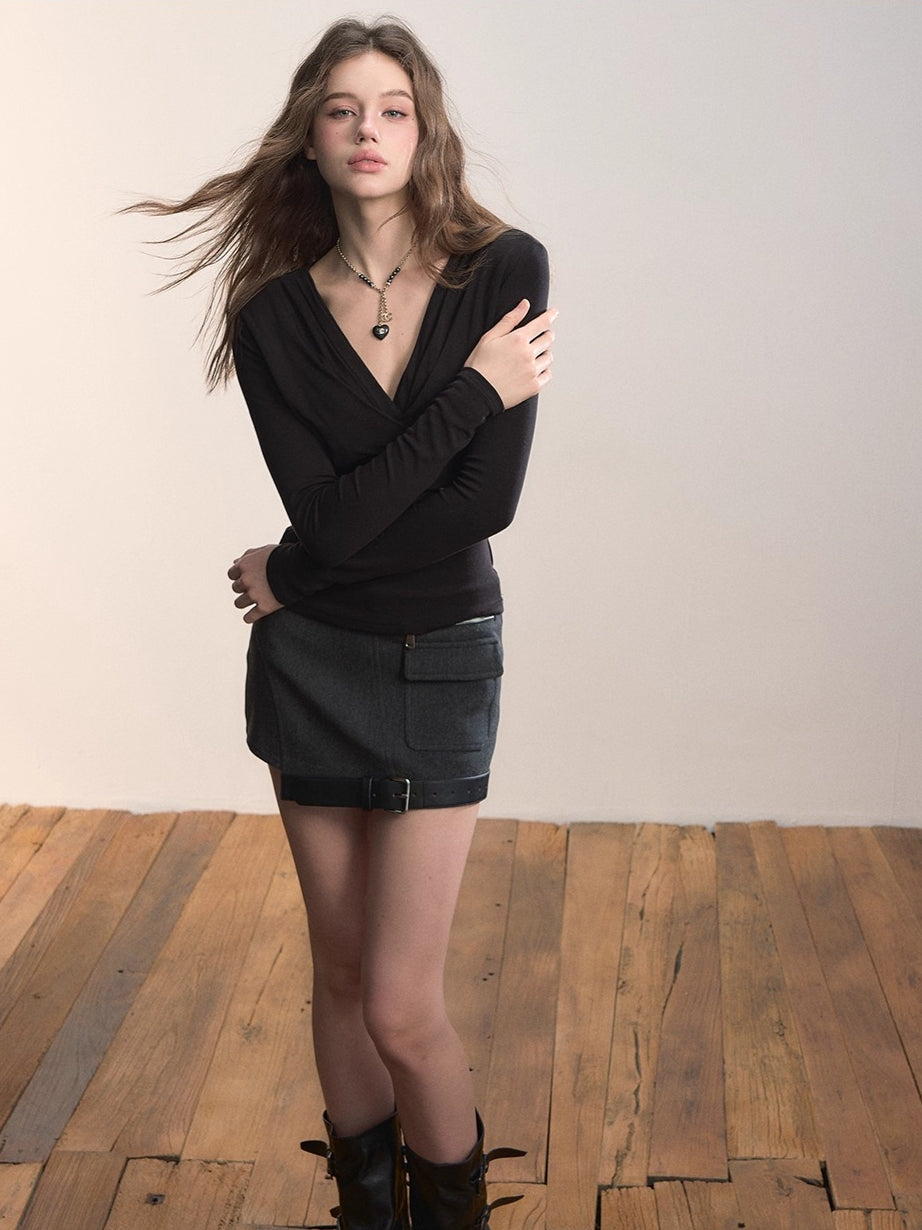 Ruched V-Neck Fitted Layering T-shirt