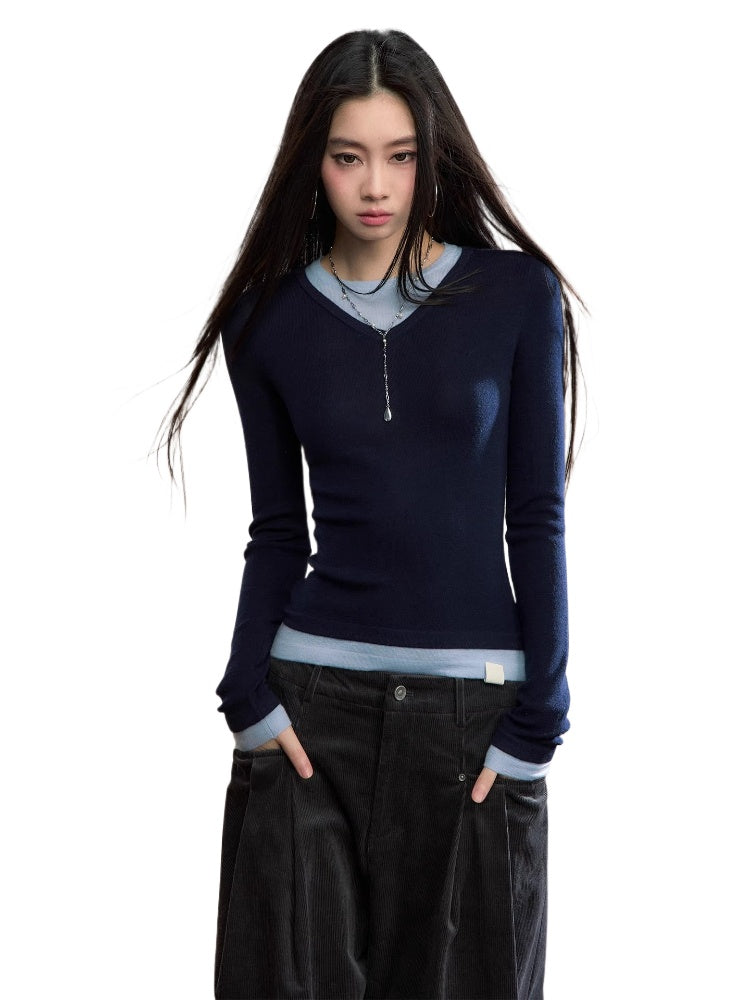 Contrast V-Neck Knit Top