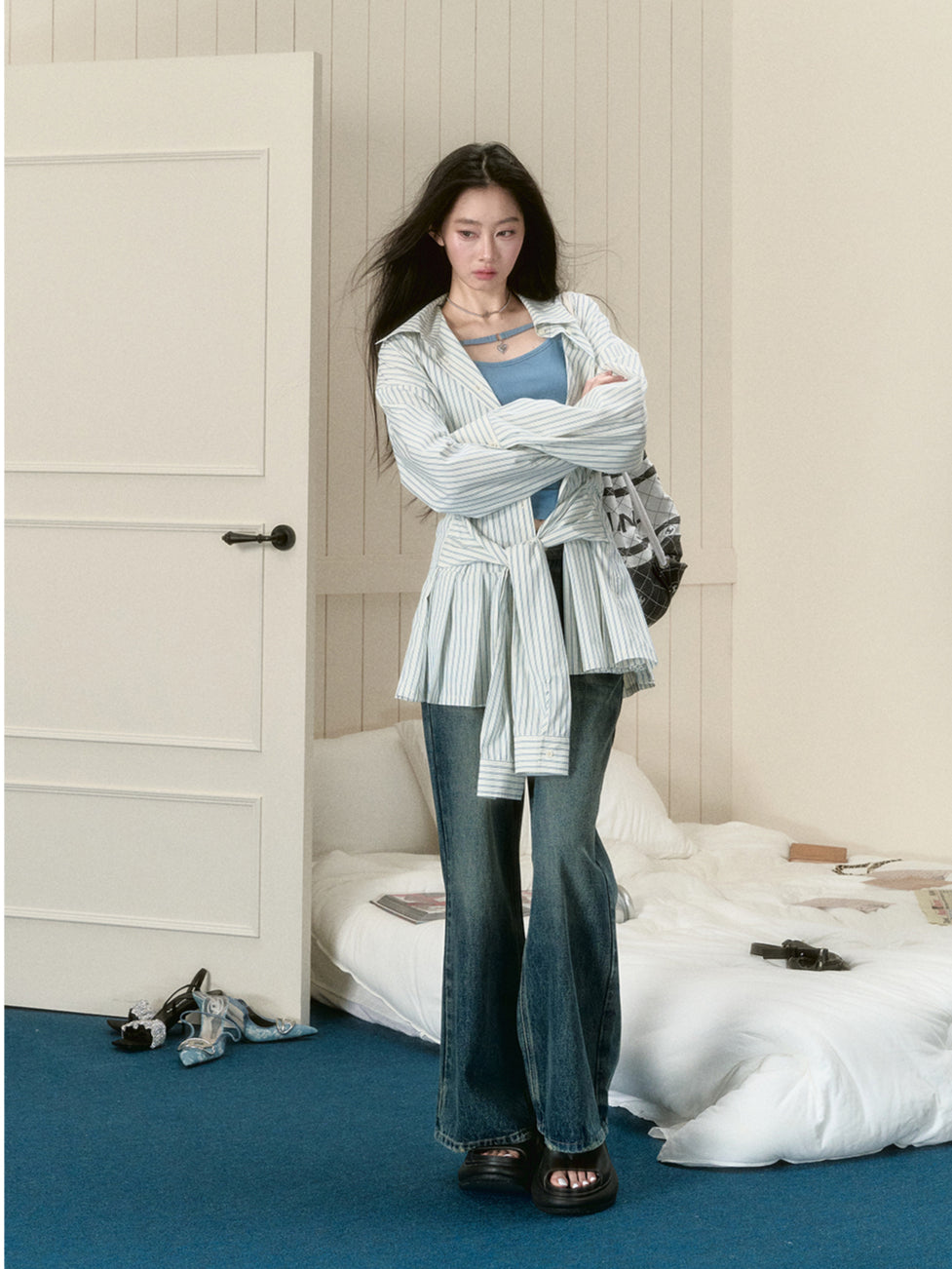 Dark Blue Straight-Leg Flared Jeans