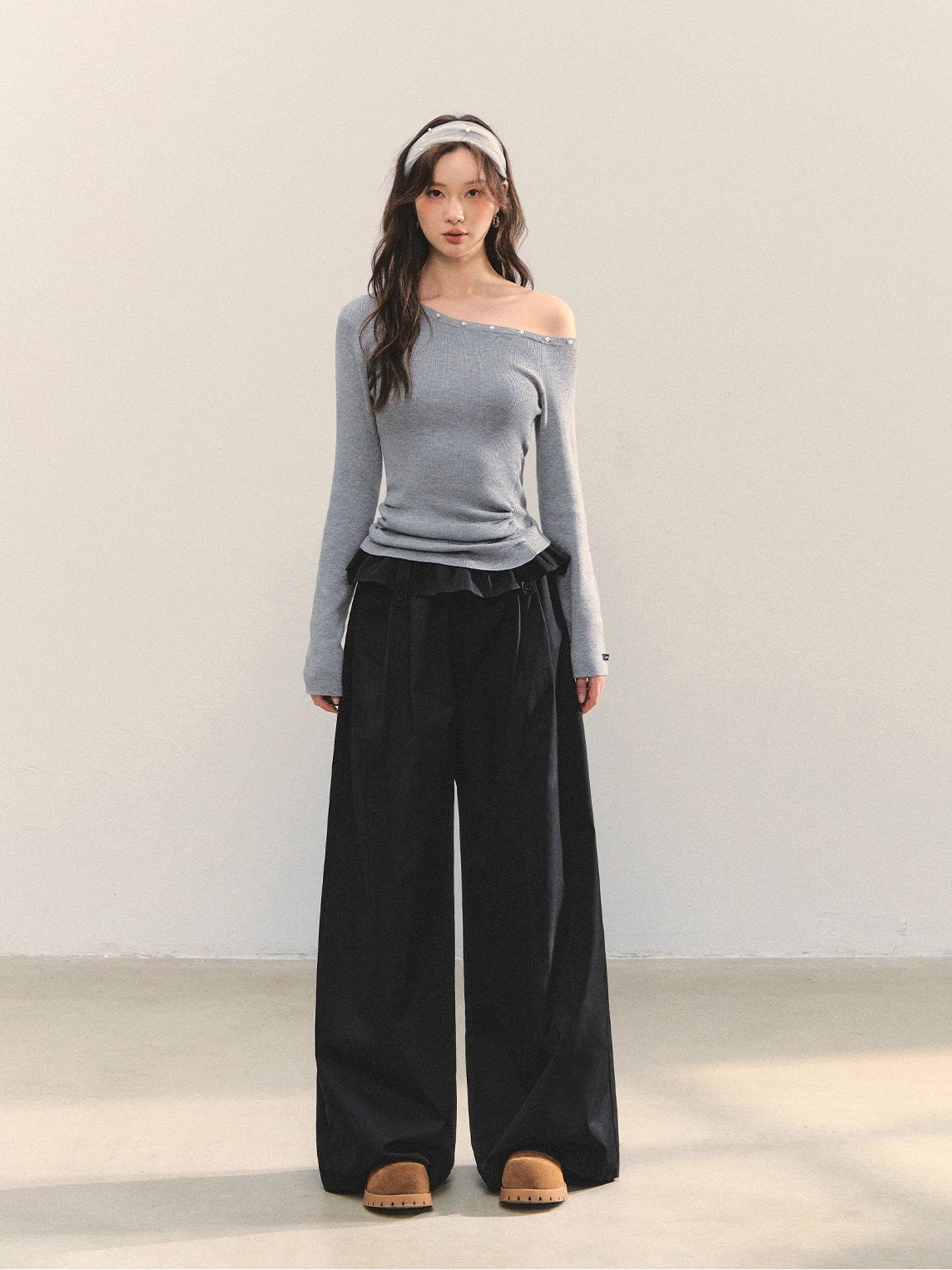 Pearl Trimmed Waist Cinching Knitted Top