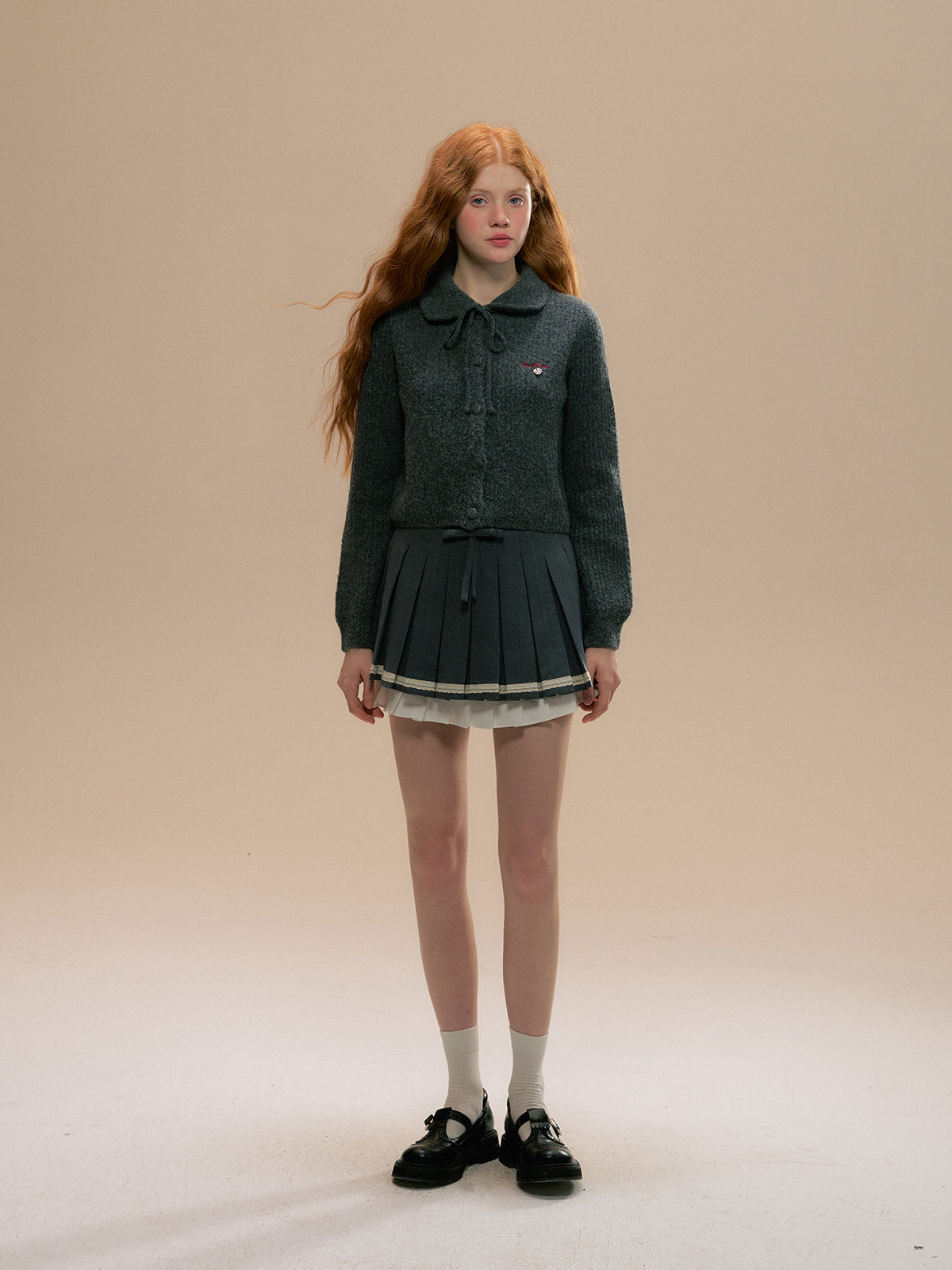 Gray & Beige Doll Collar Knitted Cardigan