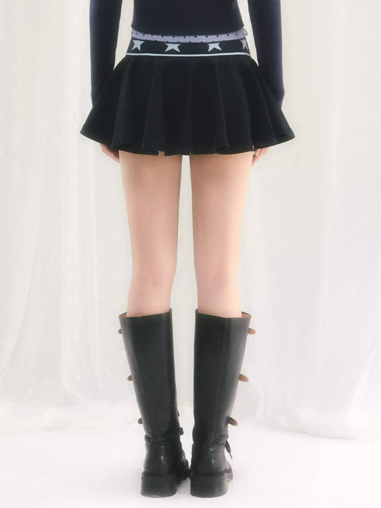Star Waist Pleated Mini Skirt