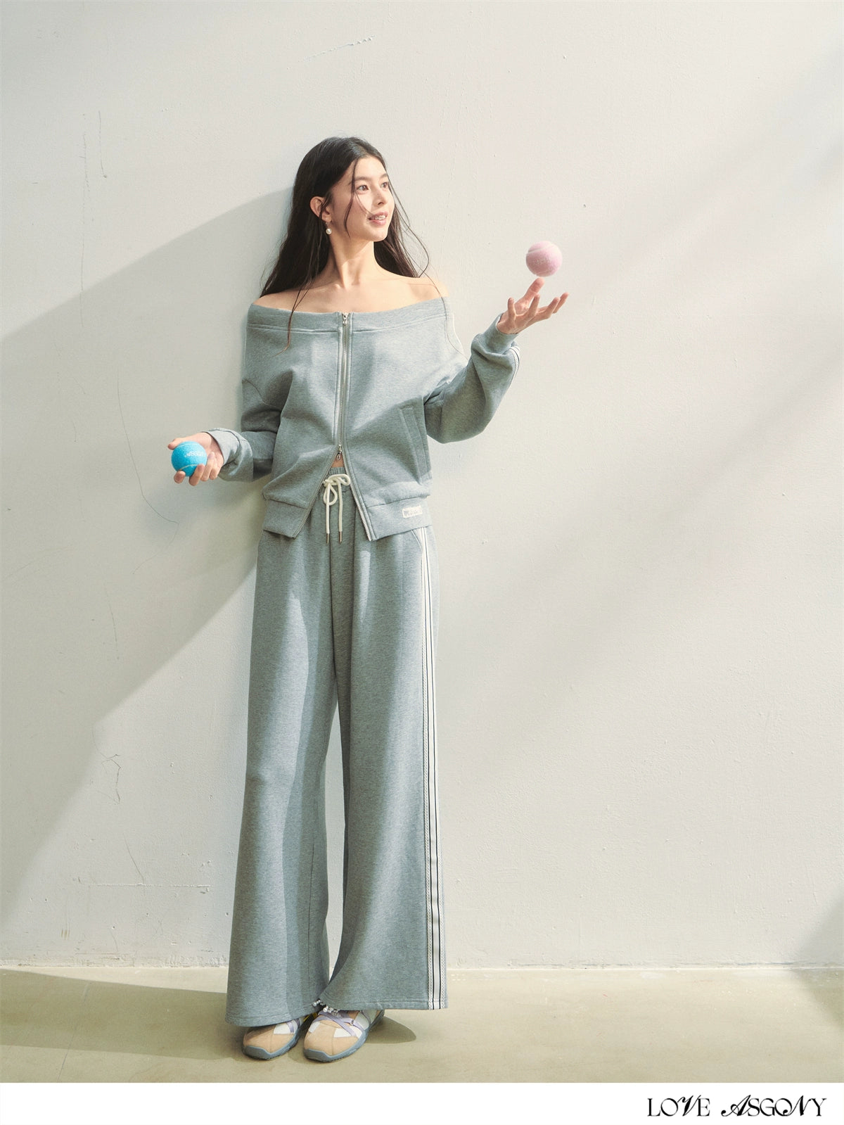 Off-Shoulder Zip-up Sweatshirt & Pants Set