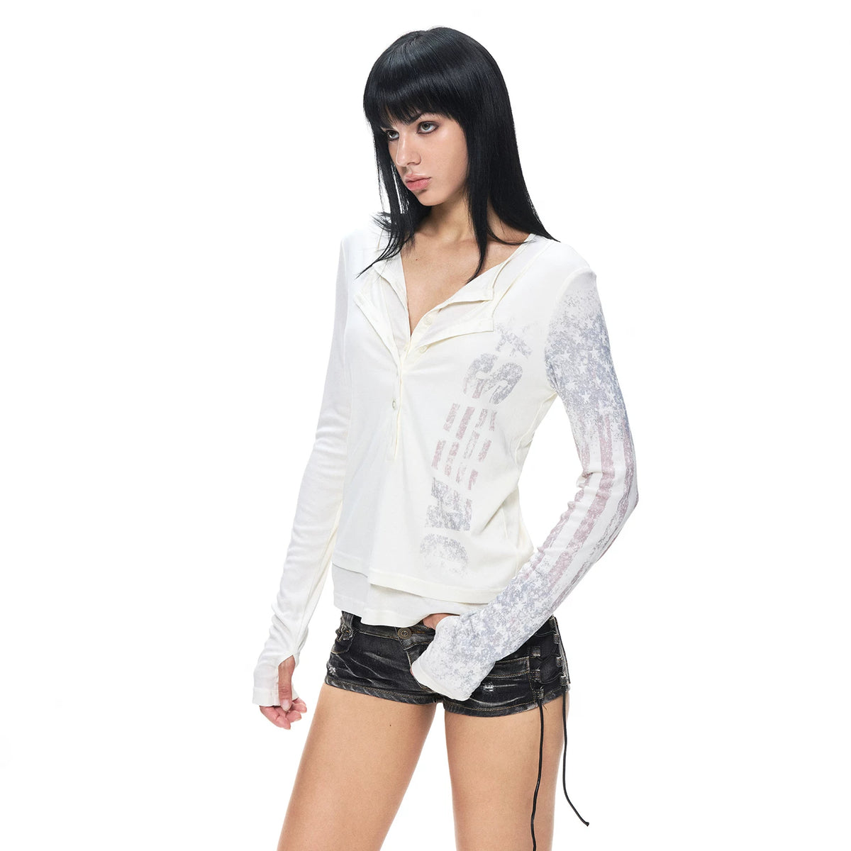 Y2K V-Neck Slim Fit T-Shirt