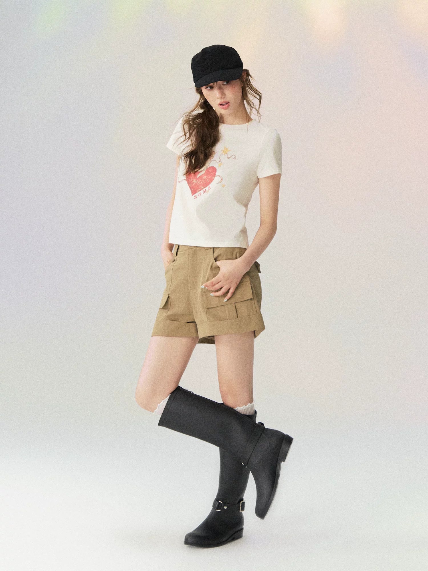 Multi-Pocket Rolled Hem Cargo Shorts