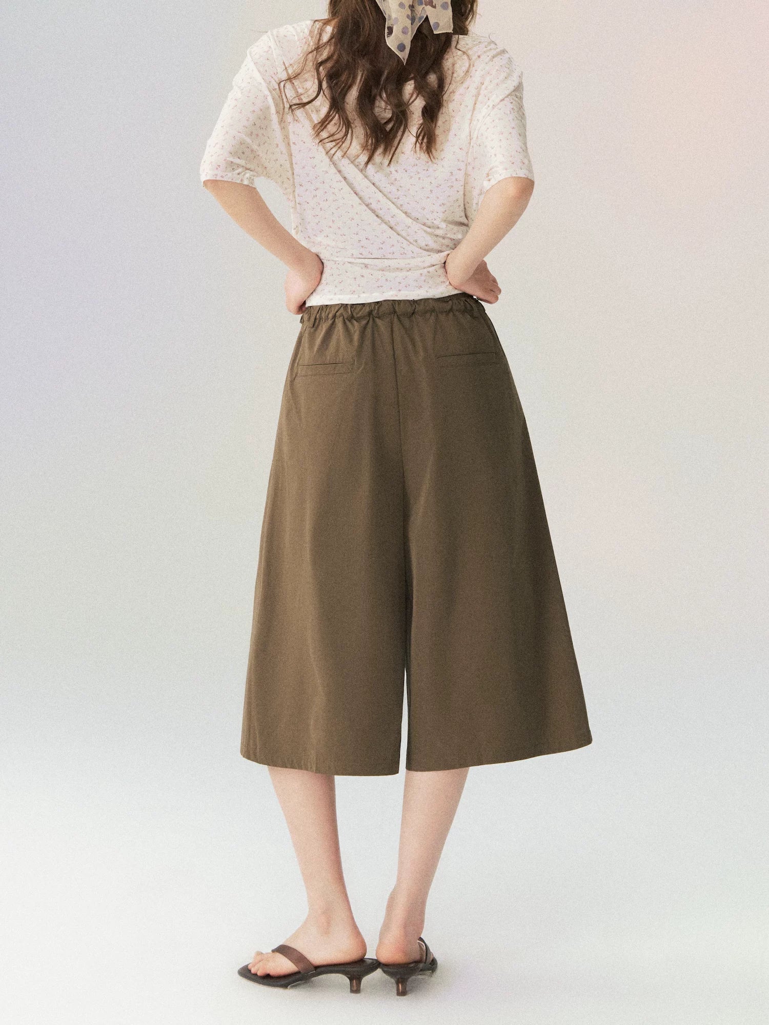 Relaxed Waist Wide-Leg Cropped Pants