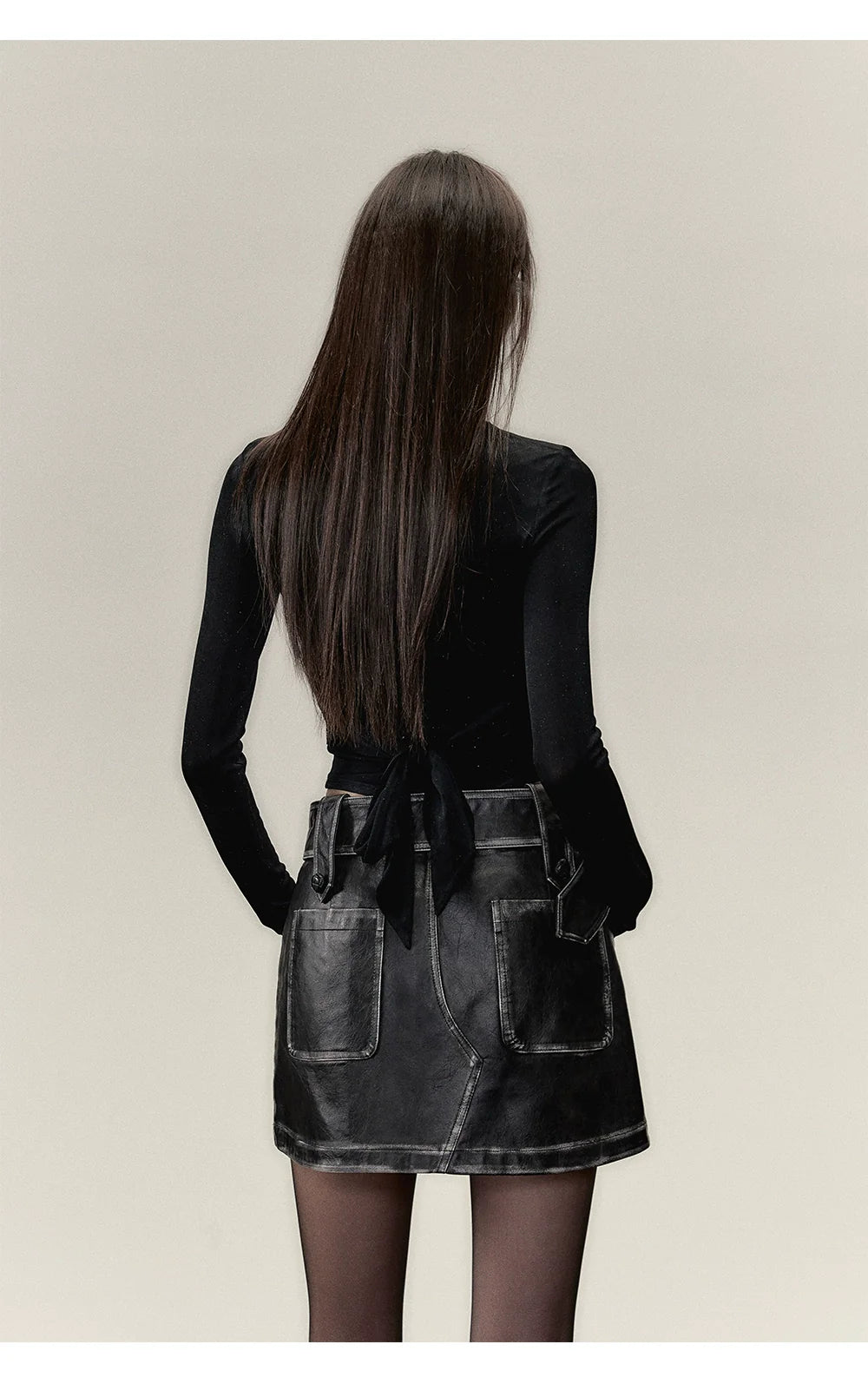 Black U-Neck Long-Sleeve T-Shirt