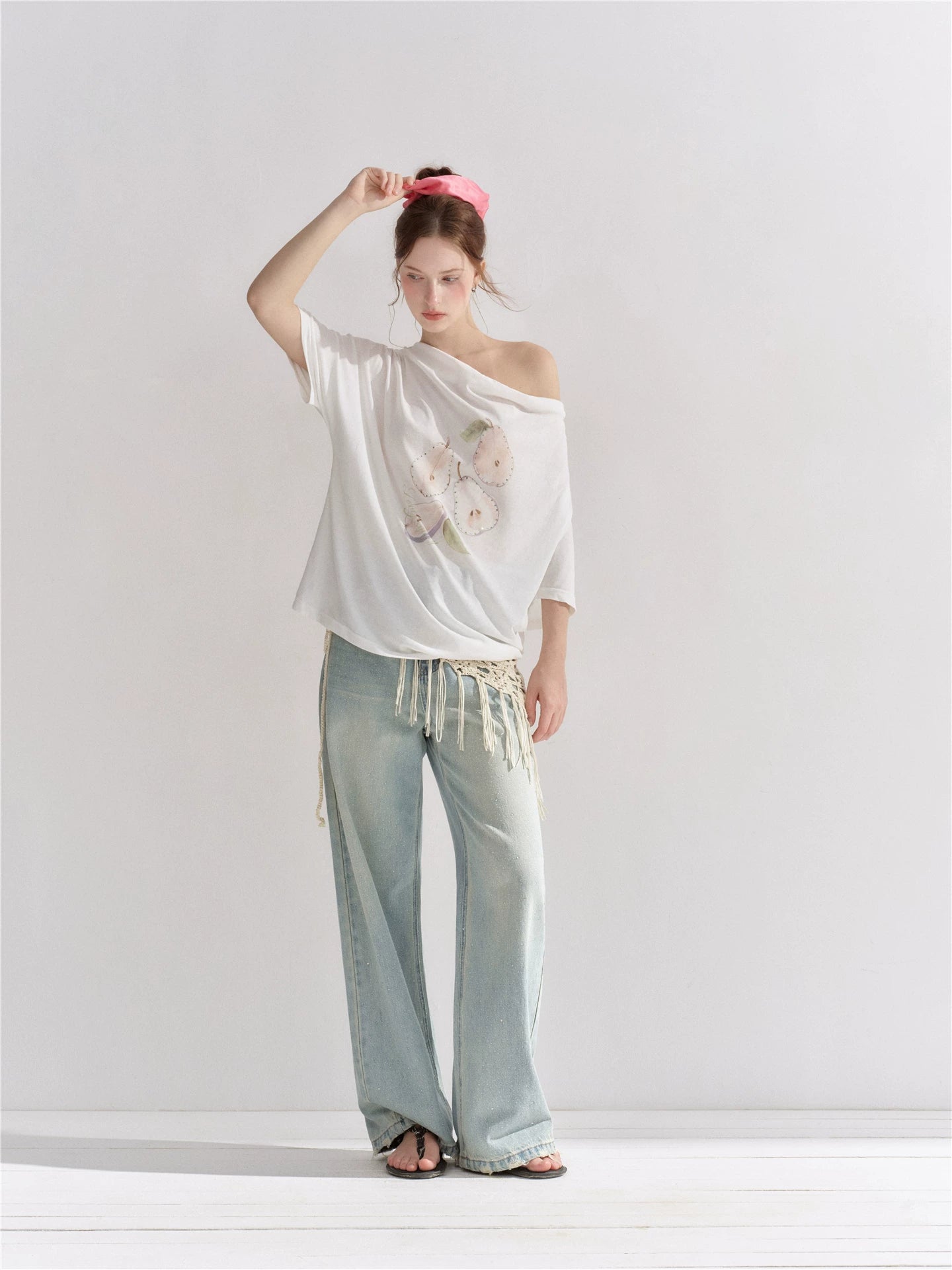 Rhinestone Star Wide-Leg Jeans