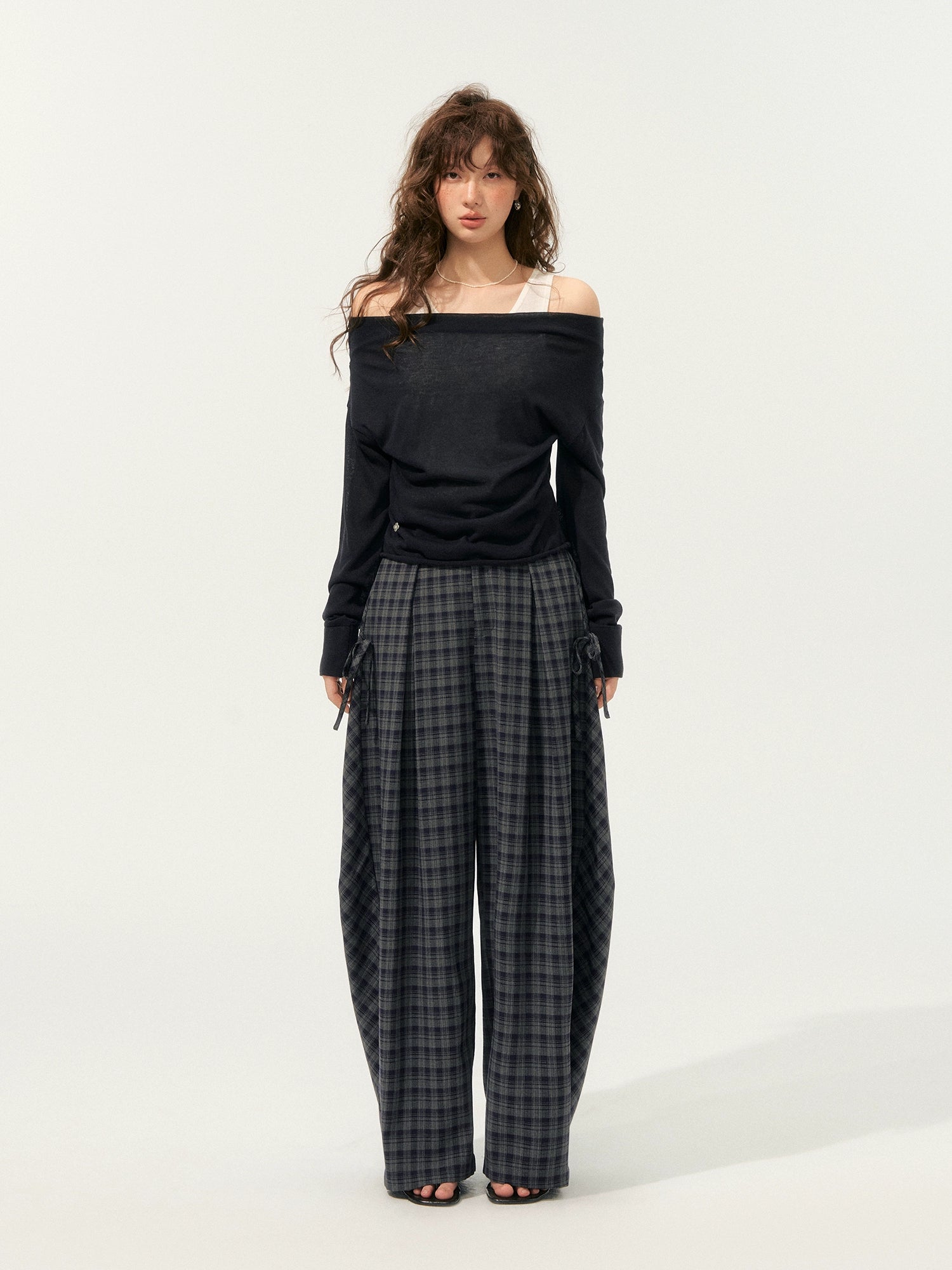 Fake Two-Piece Color-Block Draped Collar Knit Top
