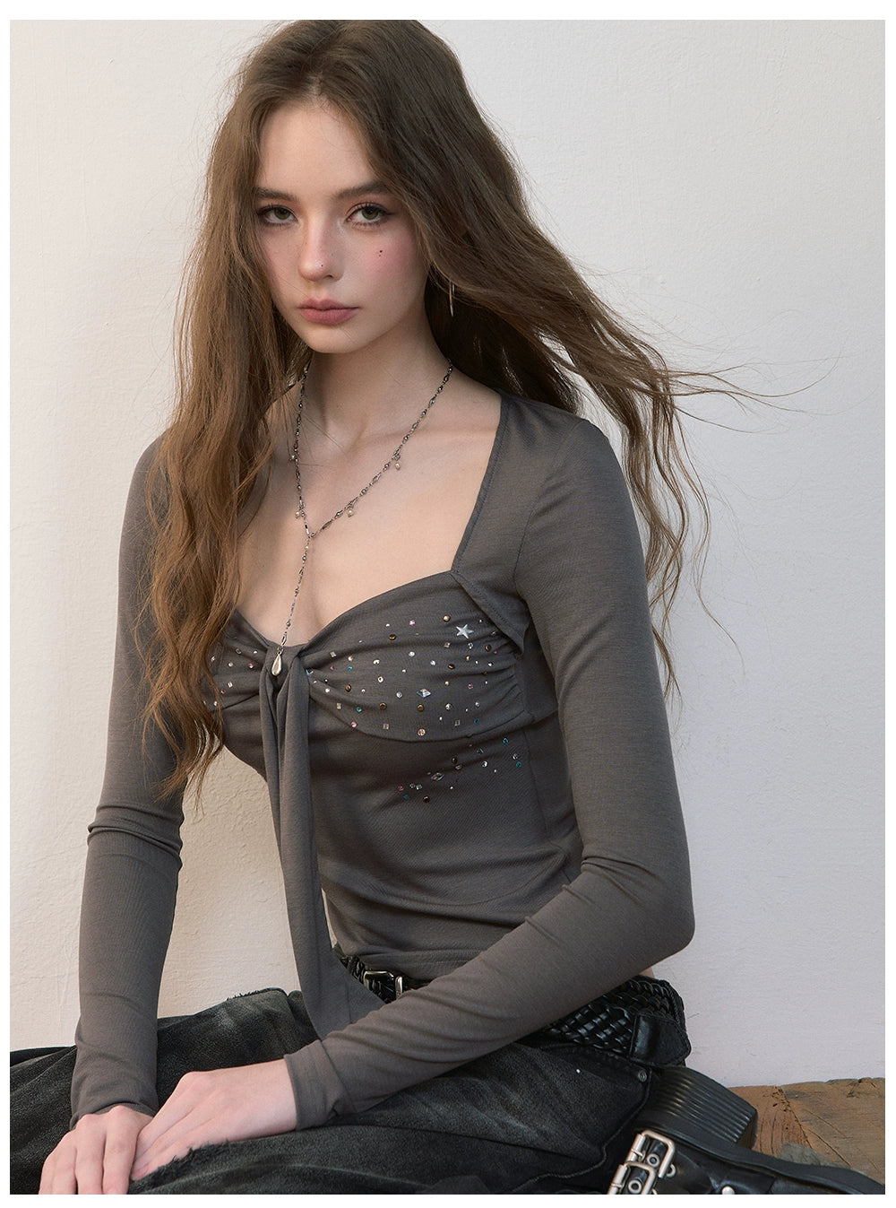 Bow Rhinestone U-neck Blouse