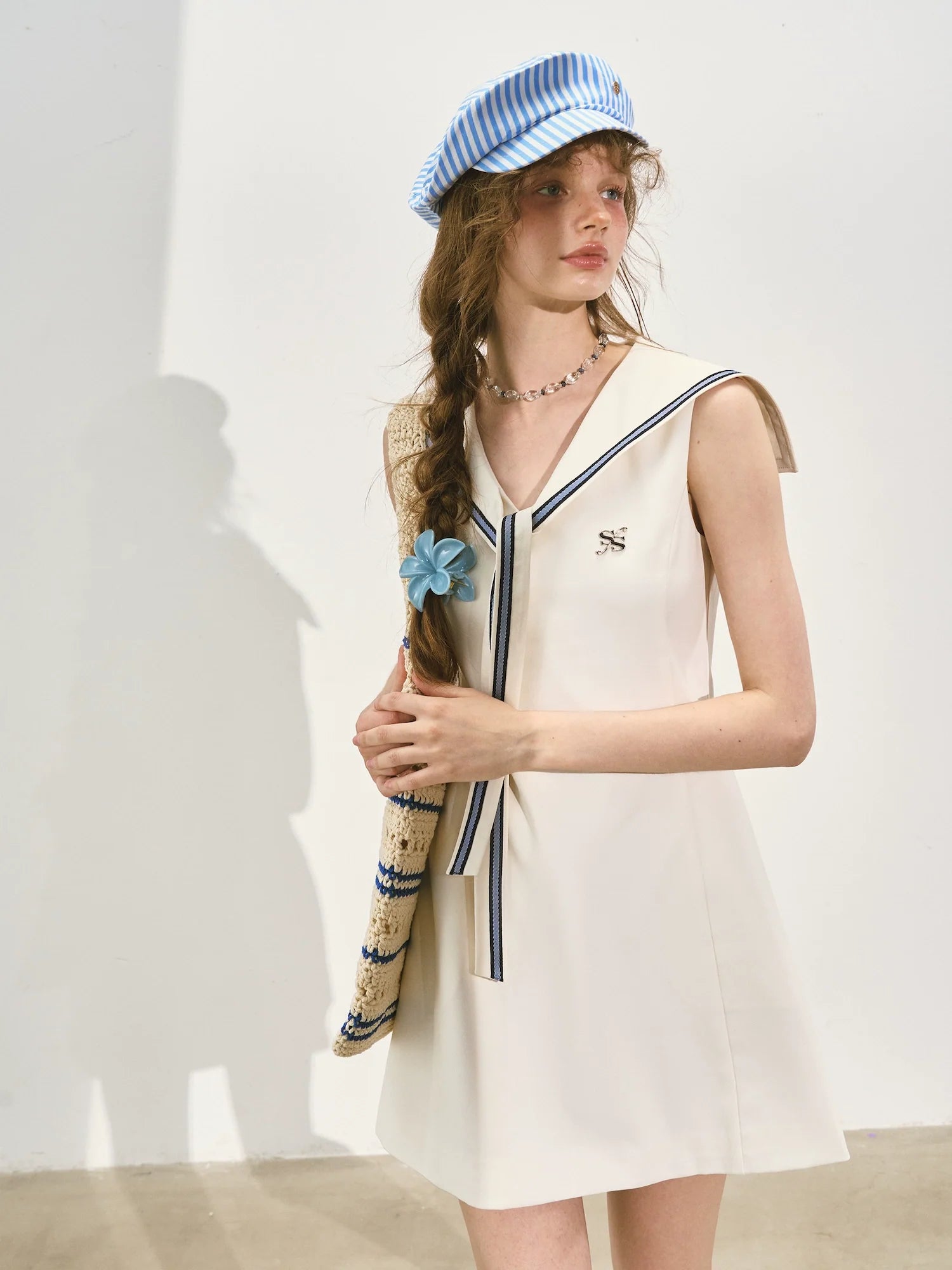 Navy Collar Color-Blocking Waist-cinching Dress