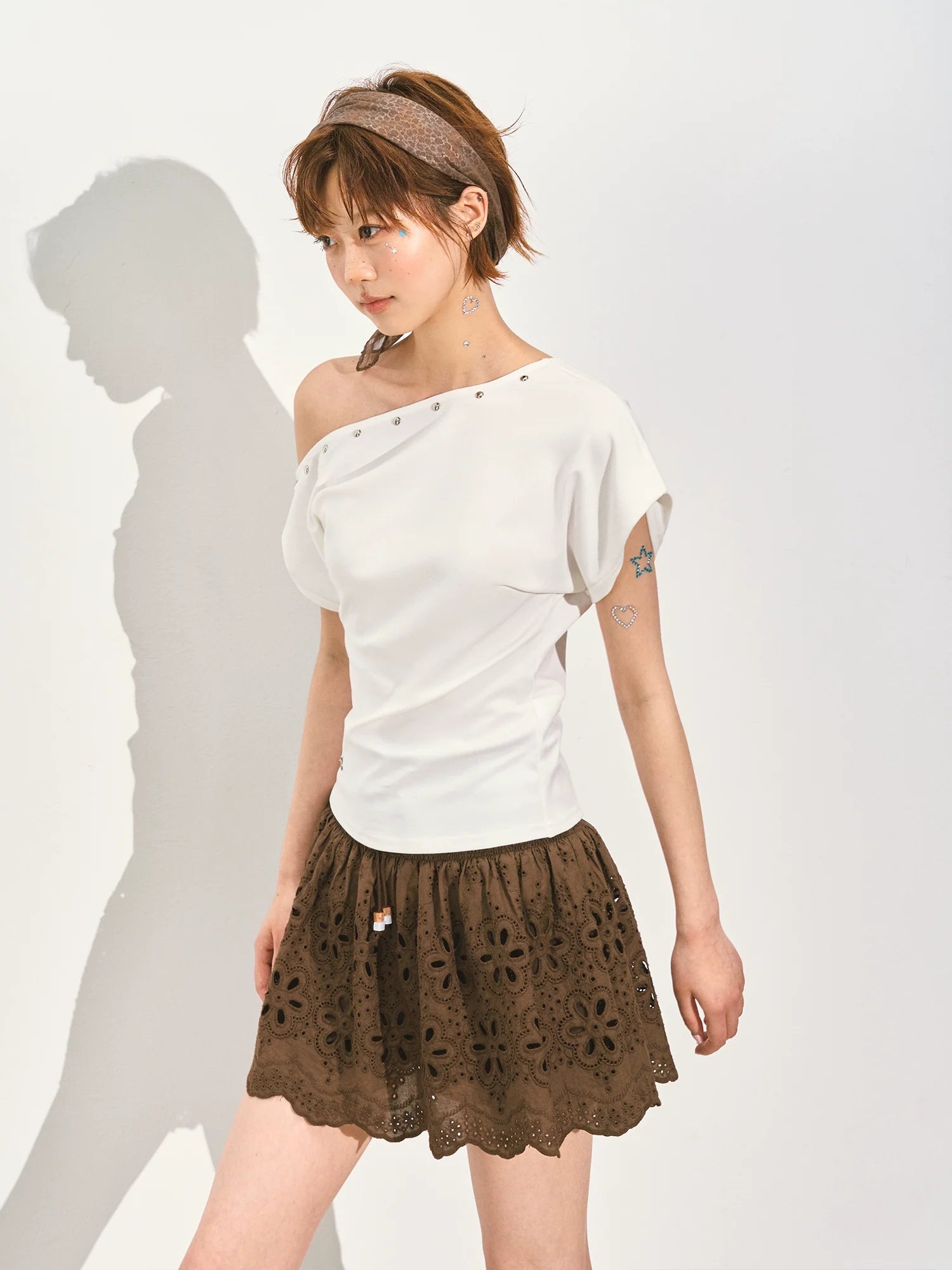 Off-Shoulder Asymmetric Twist Knot Half-sleeve Top