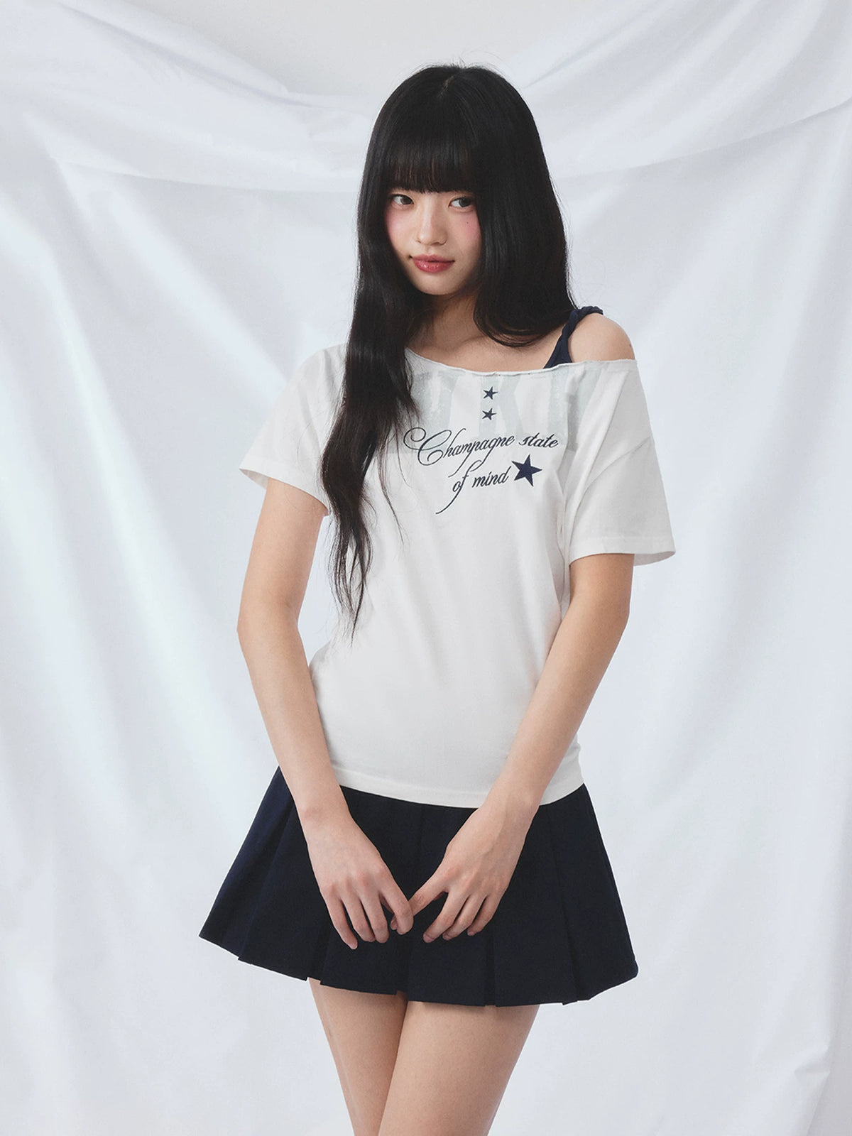 Star Print Off Shoulder Tee