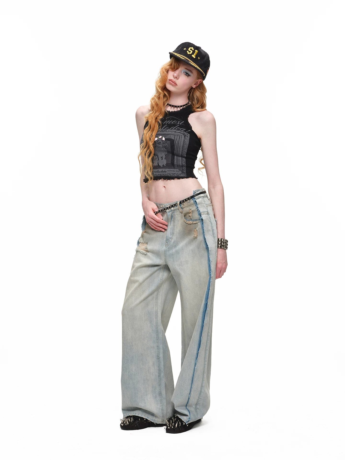 Distressed Curved Denim Pants