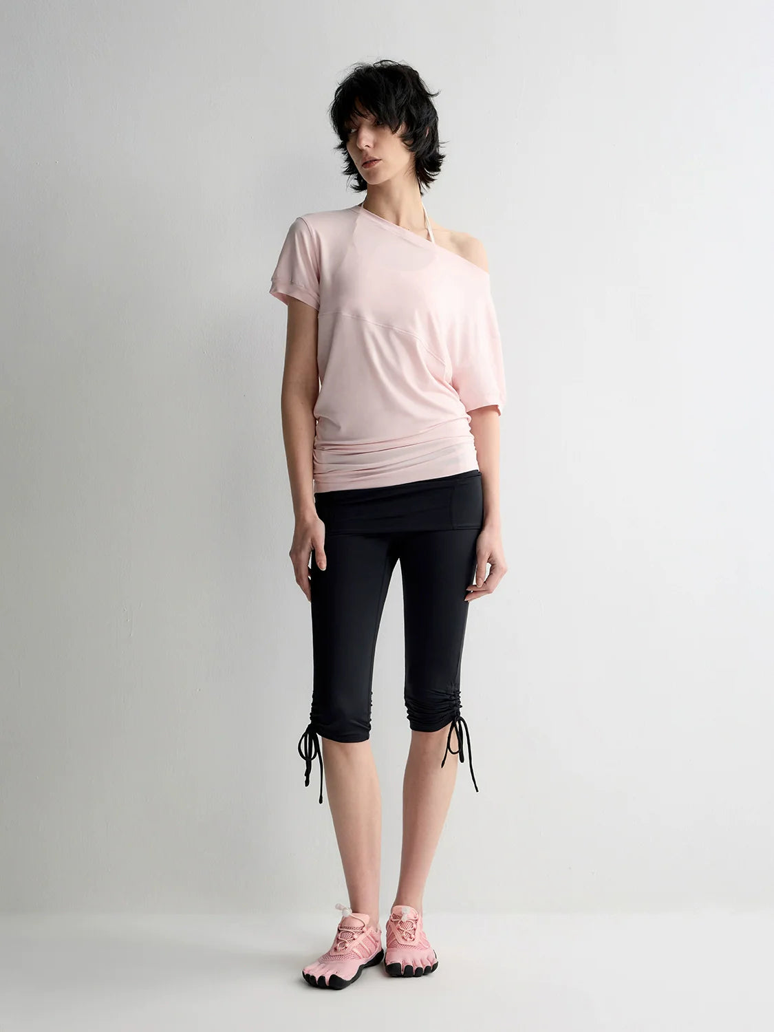 One-Shoulder Pleated Waist T-shirt